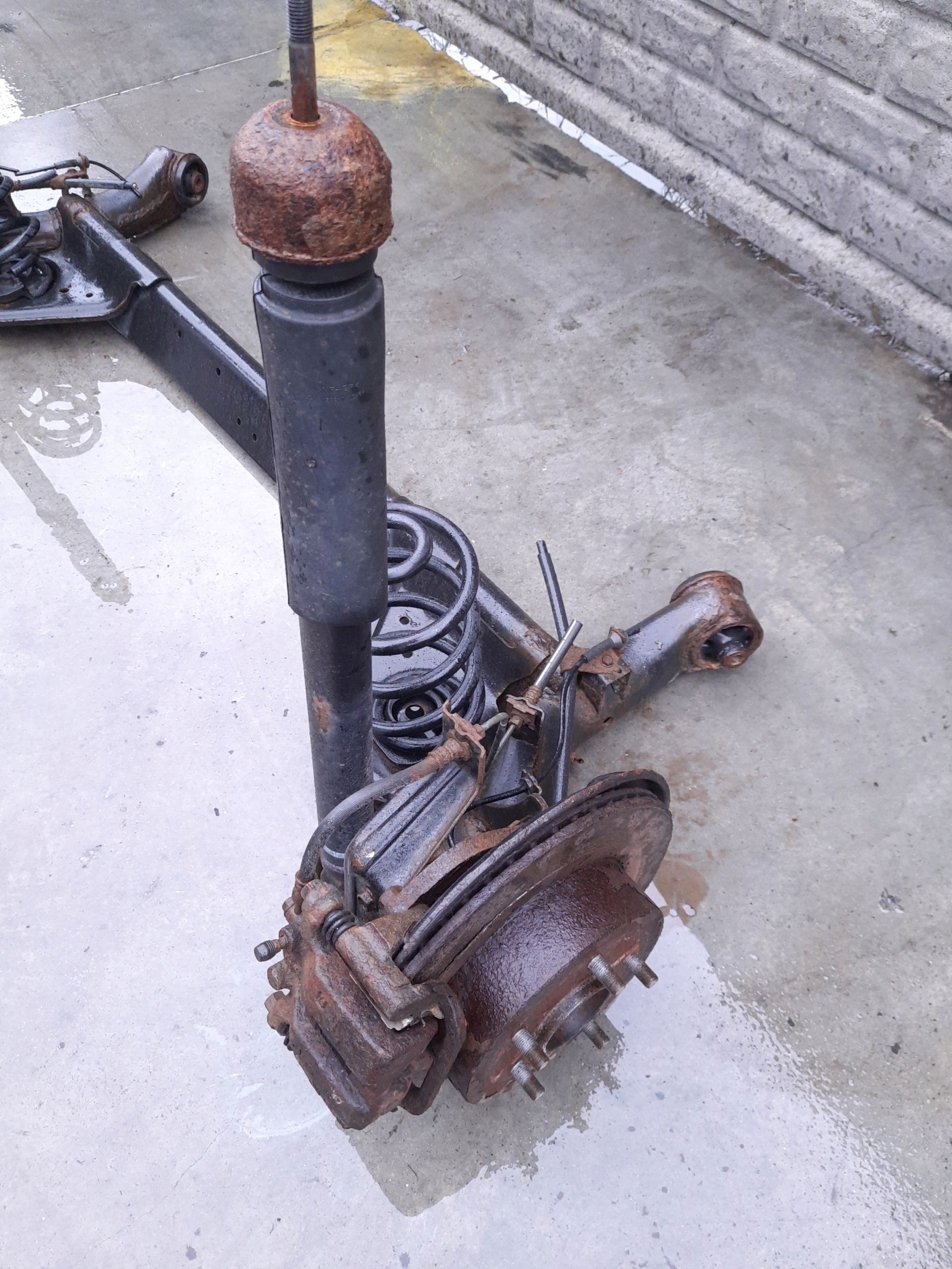 NISSAN LEAF I BELKA OŚ TYŁ ZAWIESZENIE komplet Typ samochodu Samochody osobowe