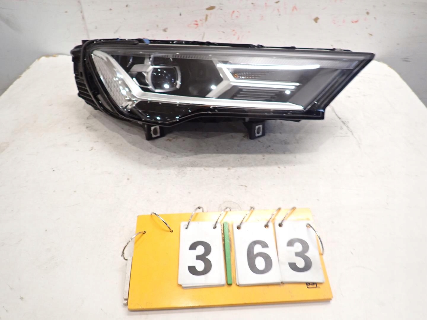 light front front right AUDI Q7 II LIFT 2020- FULL LED 4M0941012C