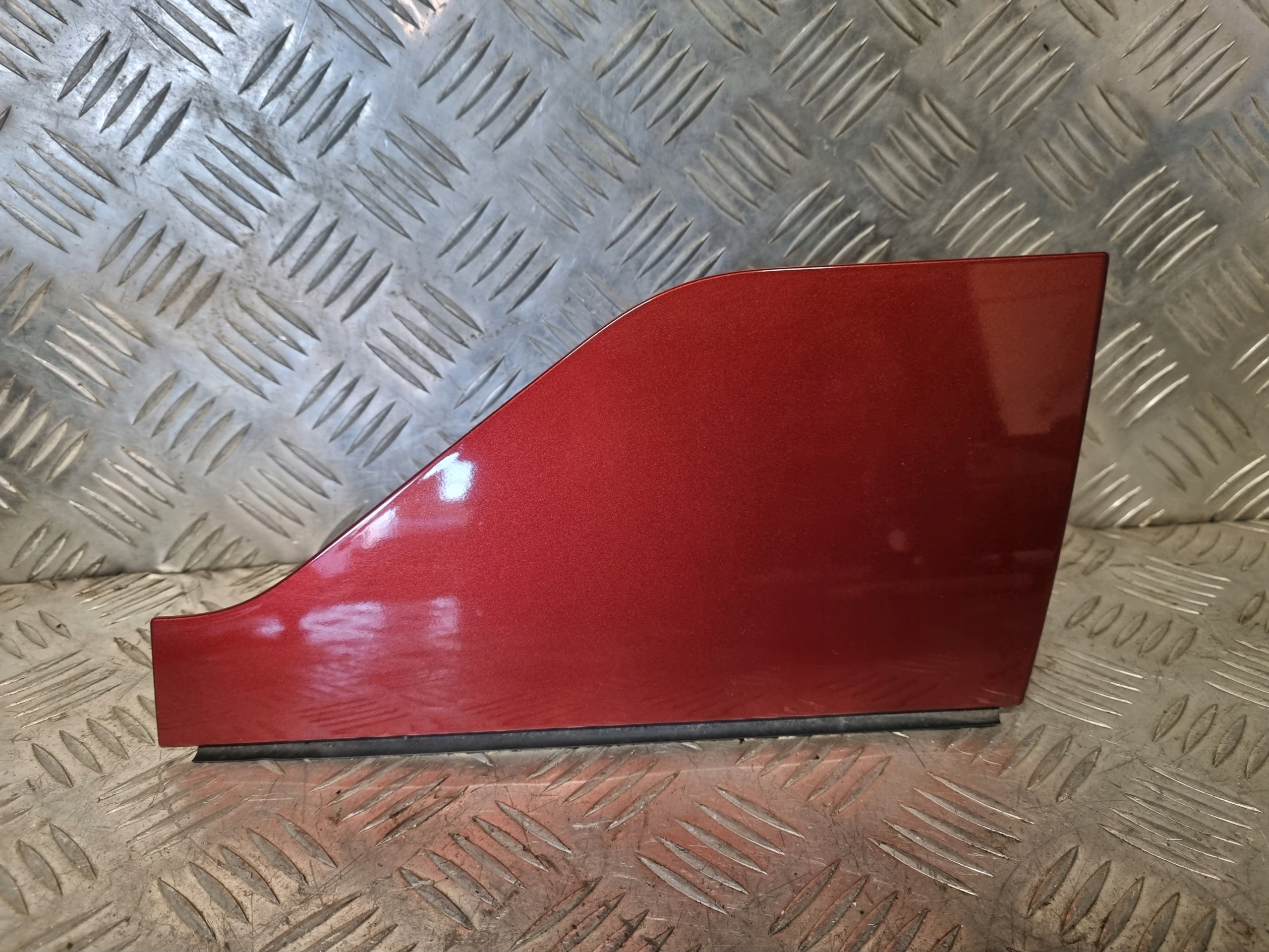 LV4B-S42947-AFW - FORD KUGA MK3 КРЫШКА БАГАЖНИКА KLAY ЛЕВАЯ