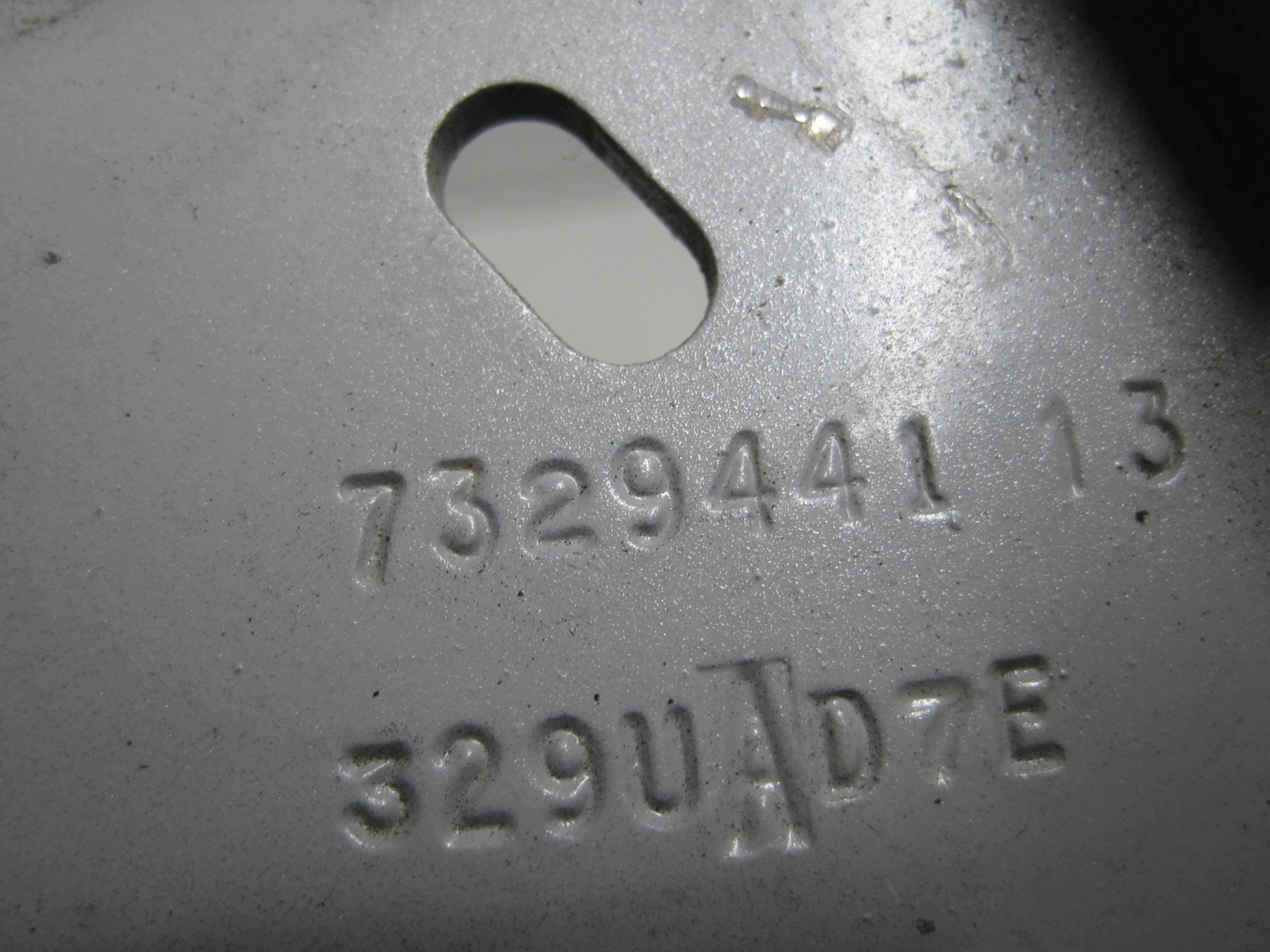 hinge bonnets left BMW X1 F48 7329441