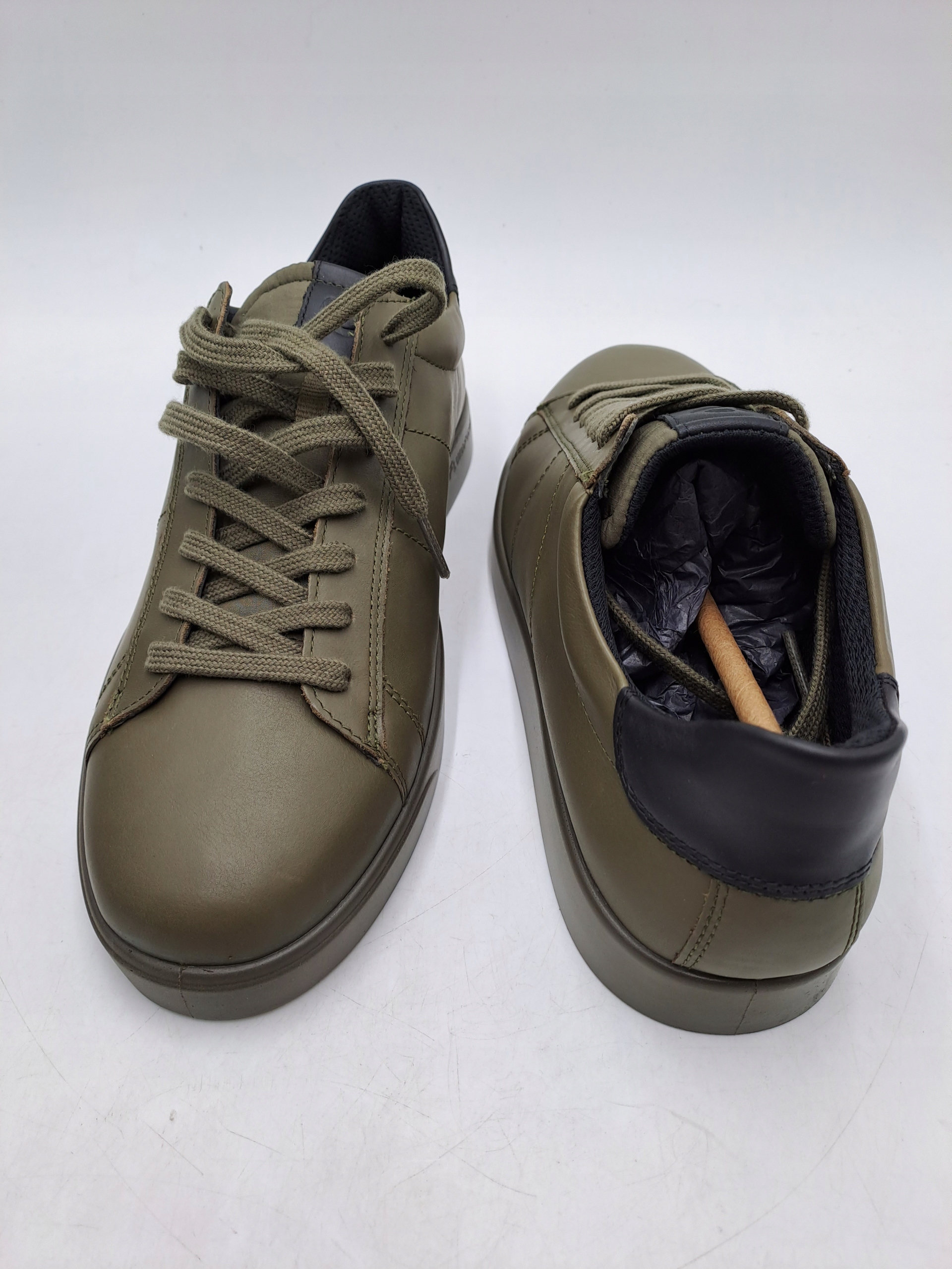 BUTY MĘSKIE ECCO STREET LITE M | R. 42 Kod producenta 194890644137