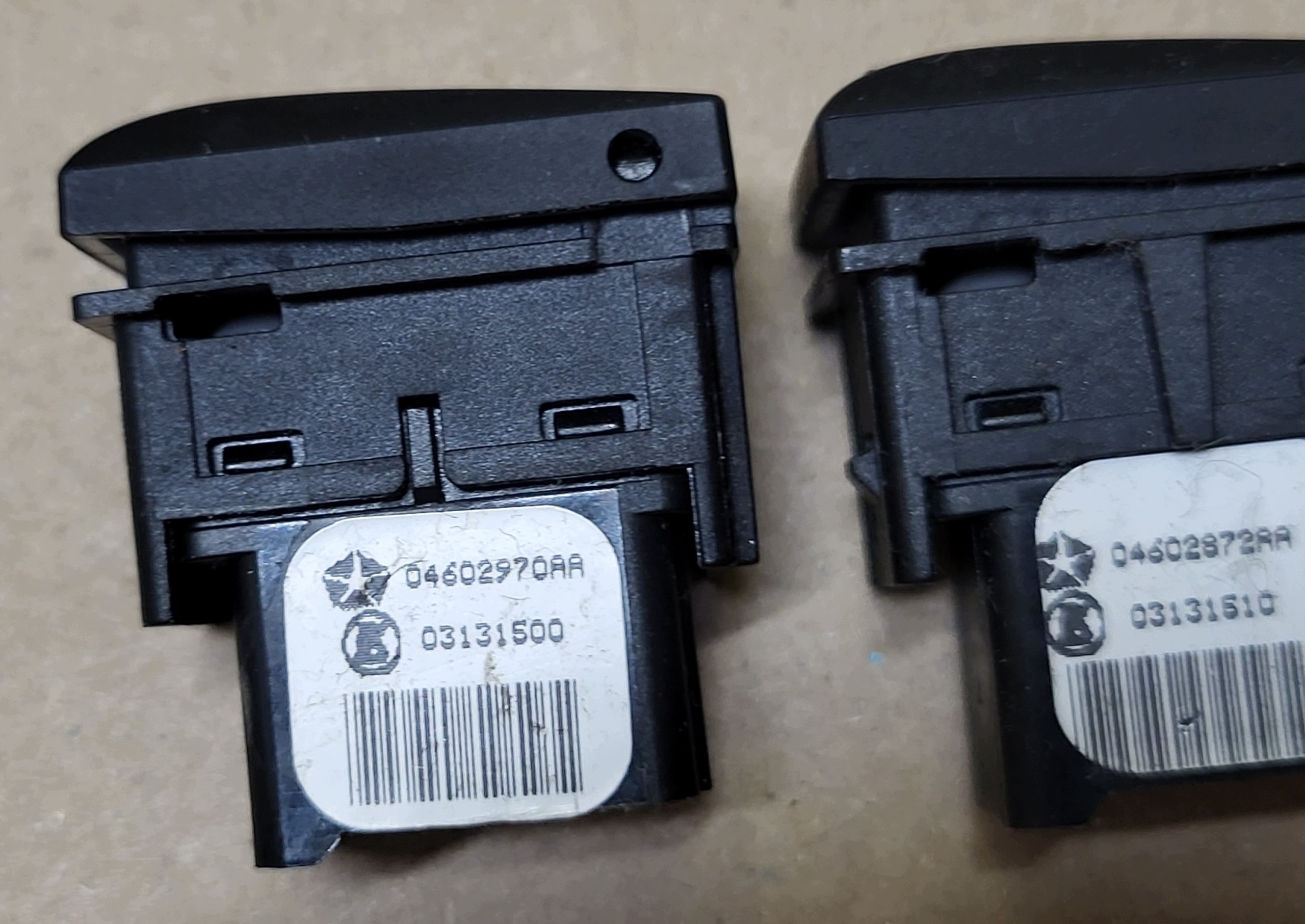 schalter hitzung sitz heck 2szt sitze JEEP GRAND CHEROKEE III WK1