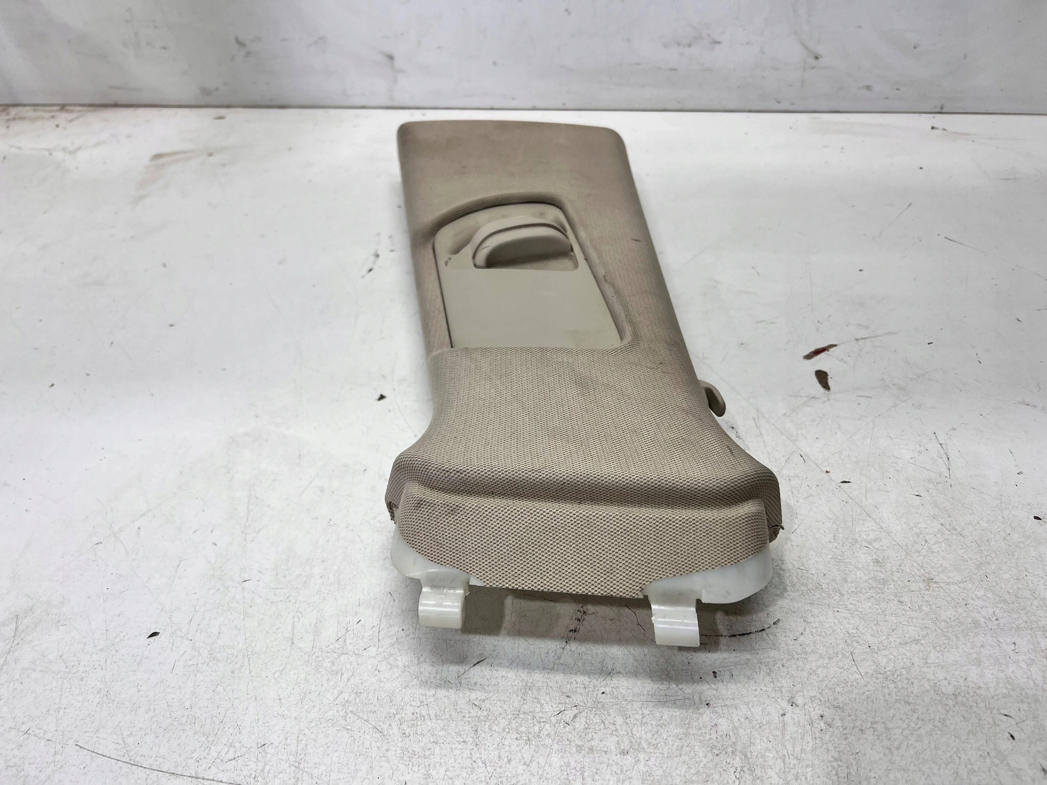 cover SLUPKA B left AUDI Q5 8R0867243F without