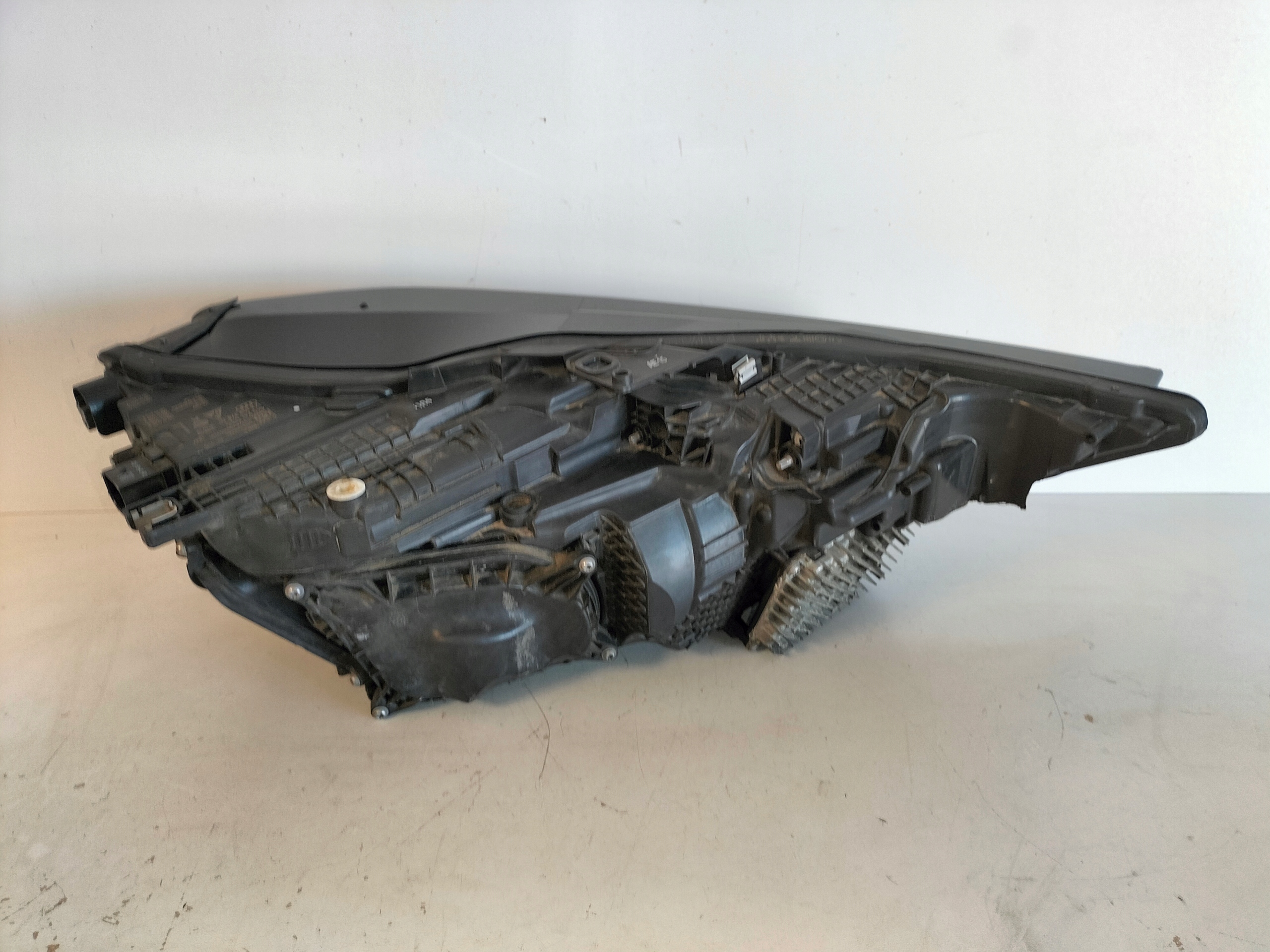 Licht vorne reflektor links AUDI A6 C8 18- MATRIX HD