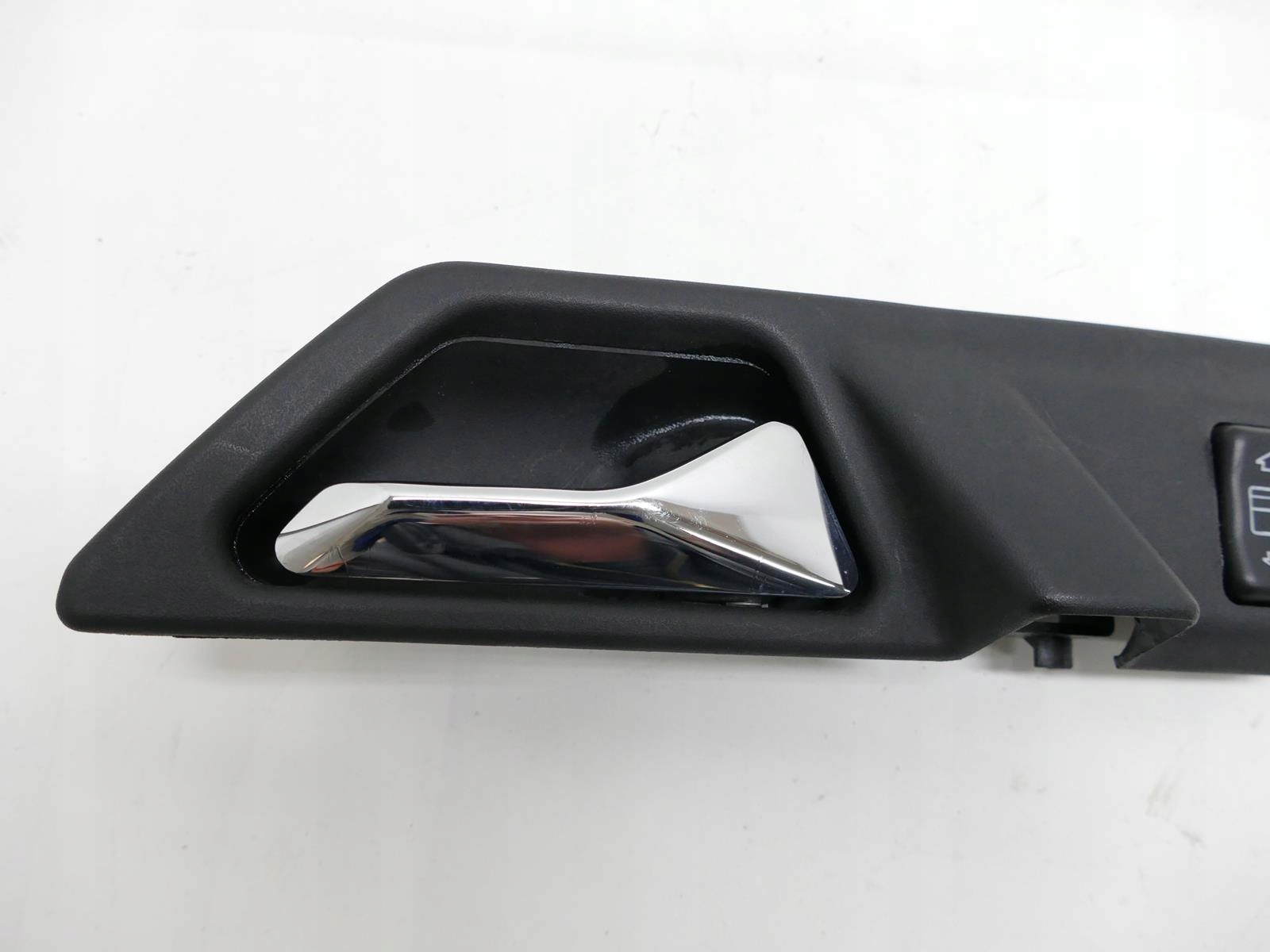 MERCEDES E W124 handle right rear part button windows