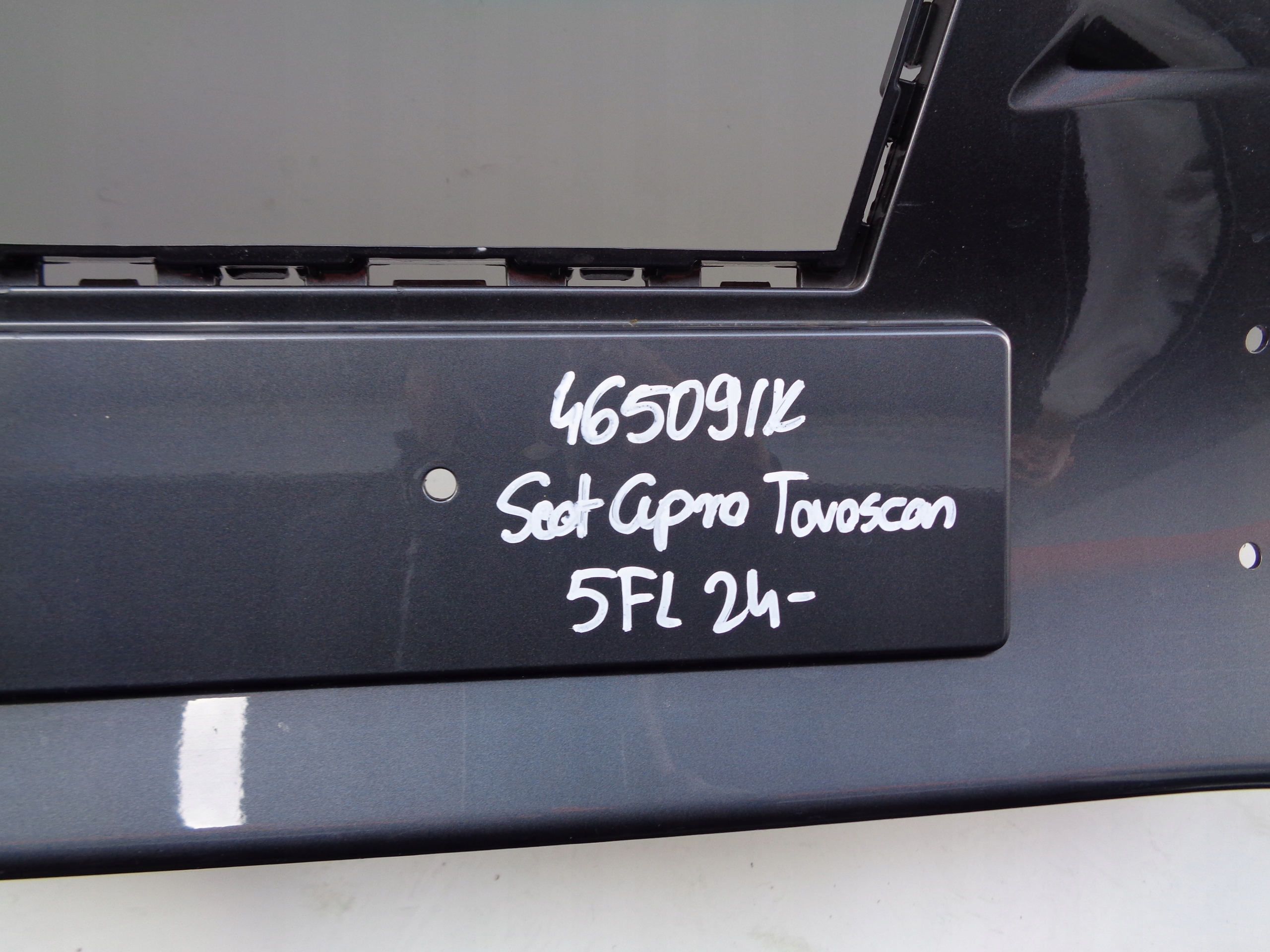 Frontstoßstange SEAT TAVASCAN 5FL 24- NR 46509