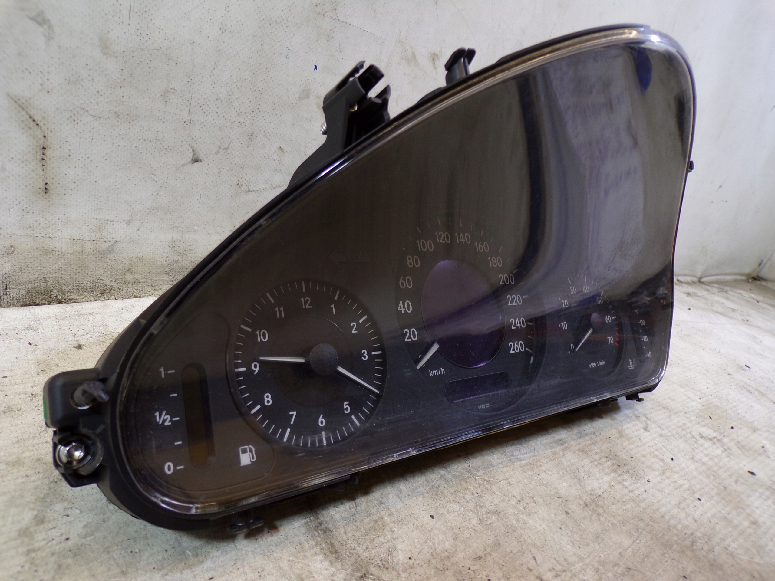 dials dials MERCEDES W211 A2115409947