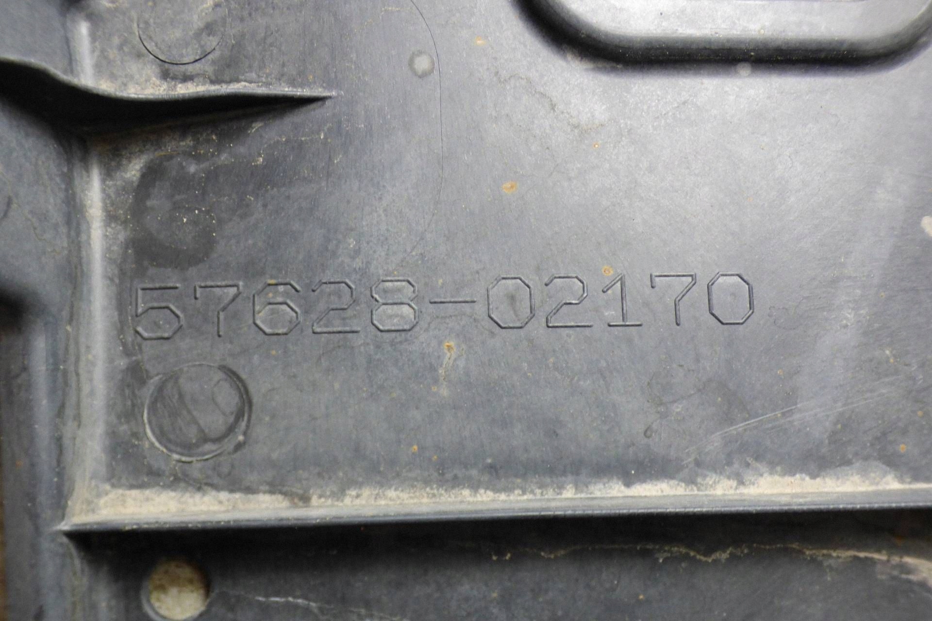 Toyota Corolla E21XII cover chassis 5762802170 original st.BDB
