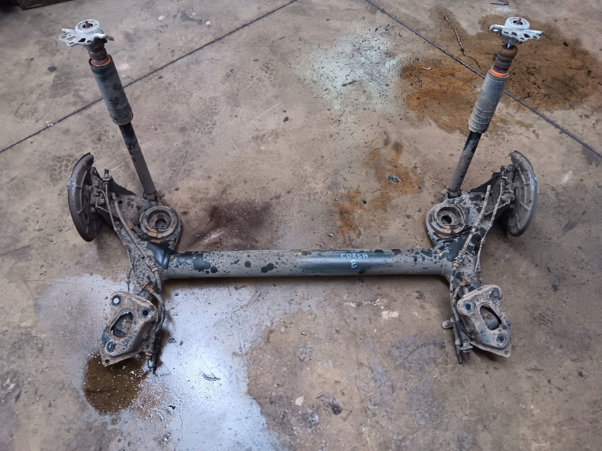 BELKA ZAWIESZENIA TYŁ OPEL CORSA E 4X100