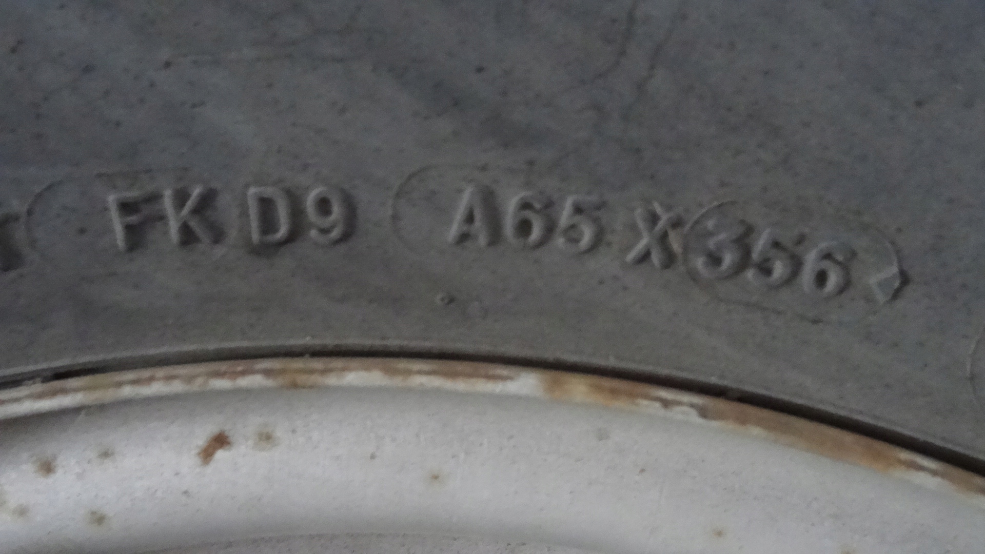 FRONTERA A KOŁO FELGA OPONA 255/75 R15 91144712 Typ samochodu Samochody osobowe