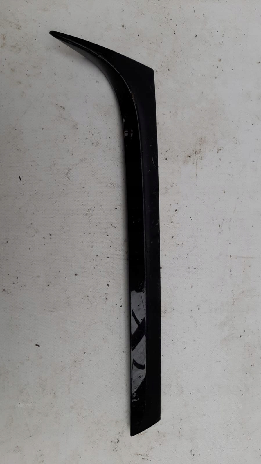VW PASSAT B8 3G9 moulding cap bonnet right rear part