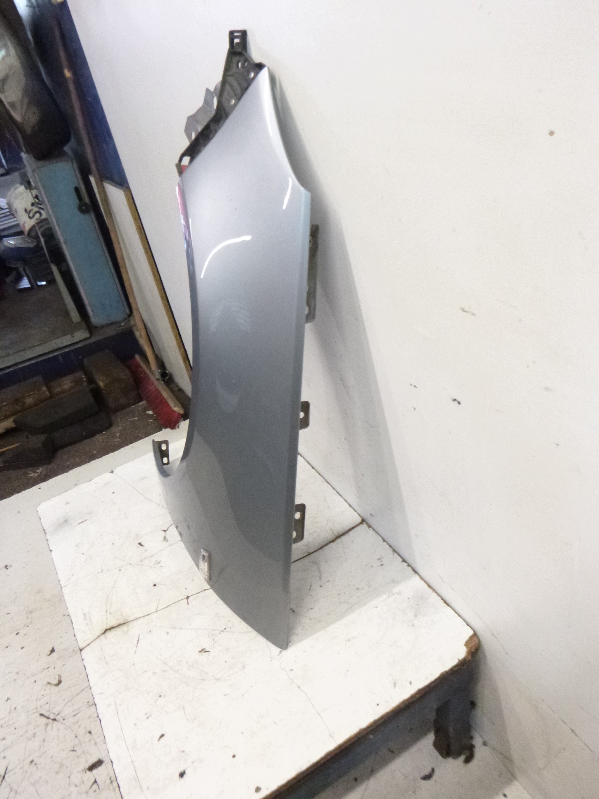 fender left Opel Insignia A Kombi code Z179 Srebrna 2008 – 2017
