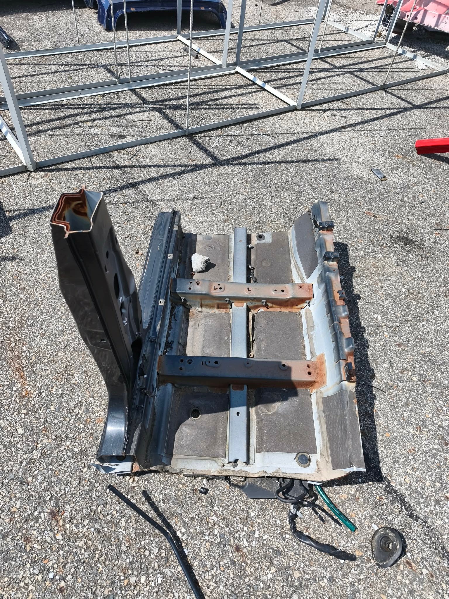 LONGHERONE NISSAN QASHQAI e J10 sinistra