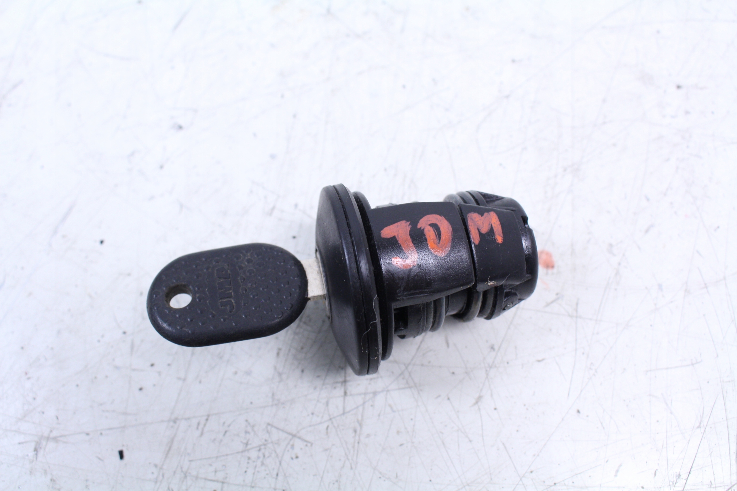 KOREK PALIWA KLUCZYK JDM Stan opakowania oryginalne