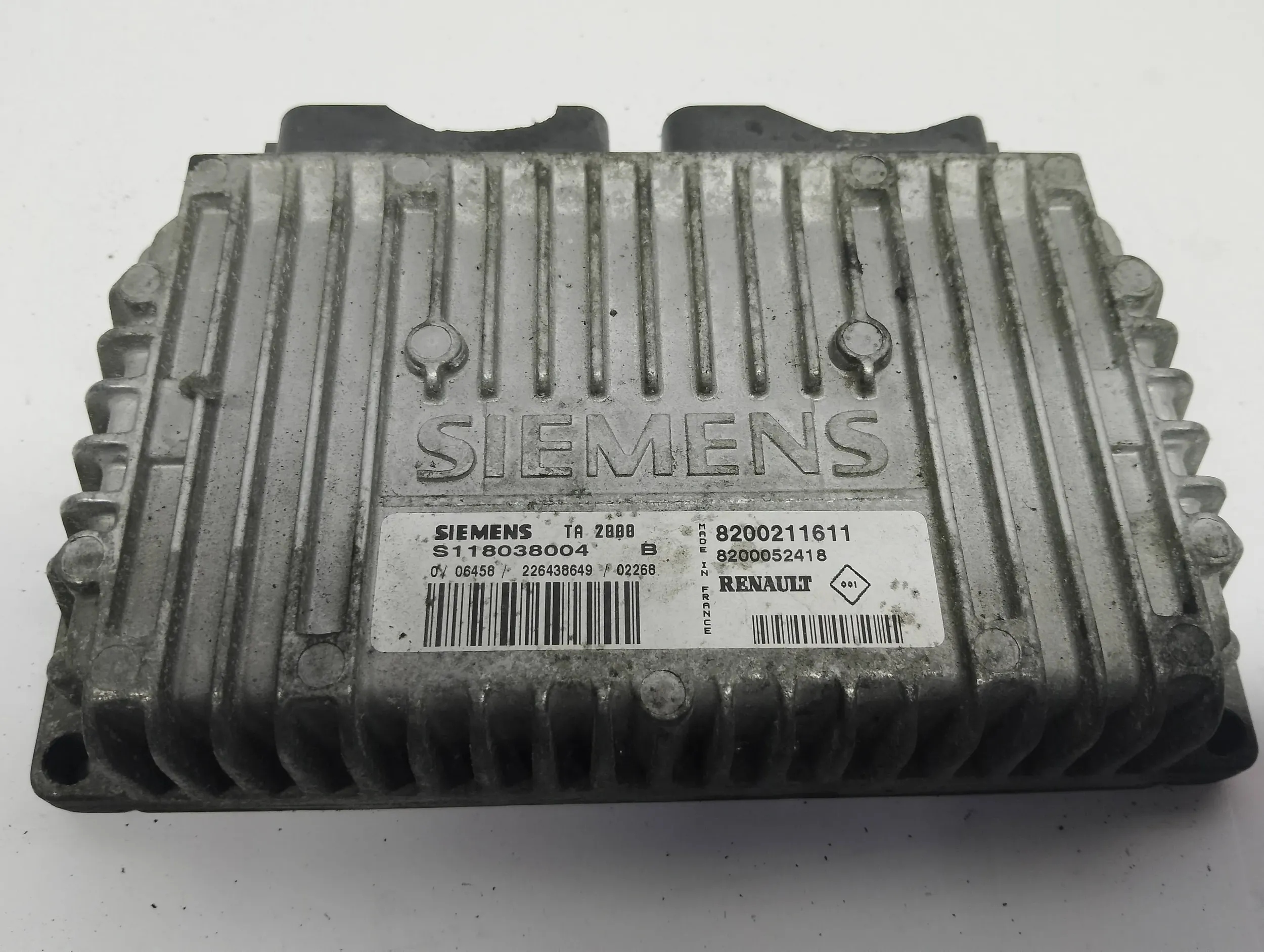computer Centralina Motore Renault S118038004A 8200211611