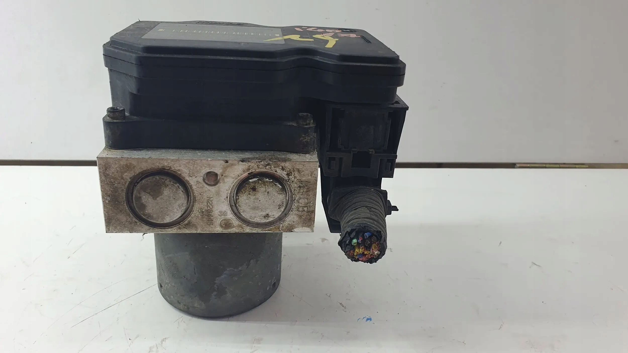 Hyundai i40 1.7 CRDI pump control unit ABS