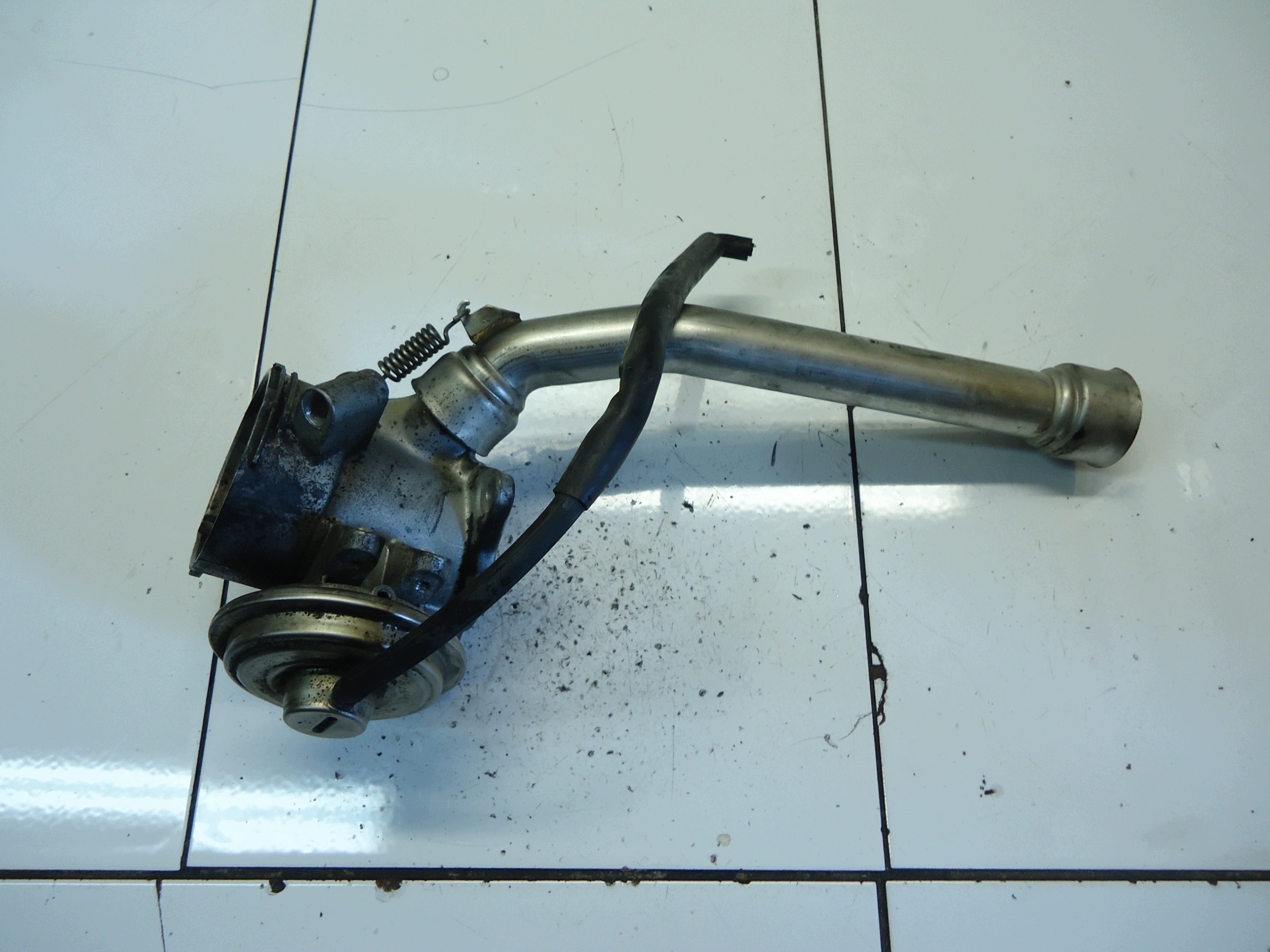 MERCEDES 2.7 CDI vanne egr A6110900754