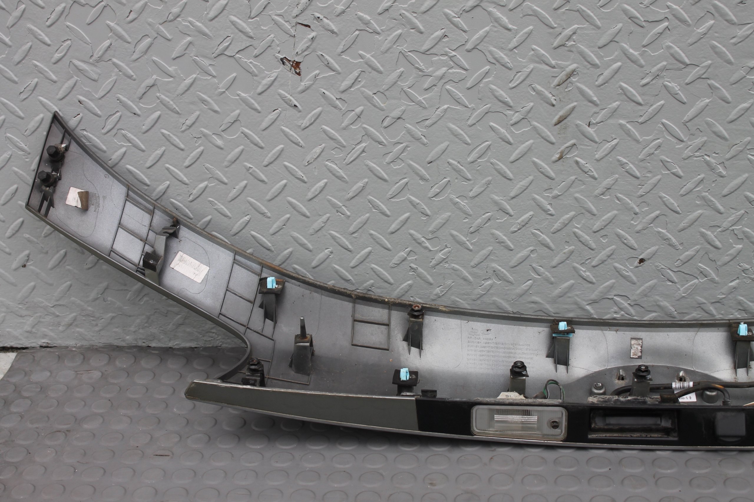 BLENDA LISTWA CHROM KLAPY LAMPKI TABLICY KIA CARENS IV 13-19 Typ samochodu Samochody osobowe