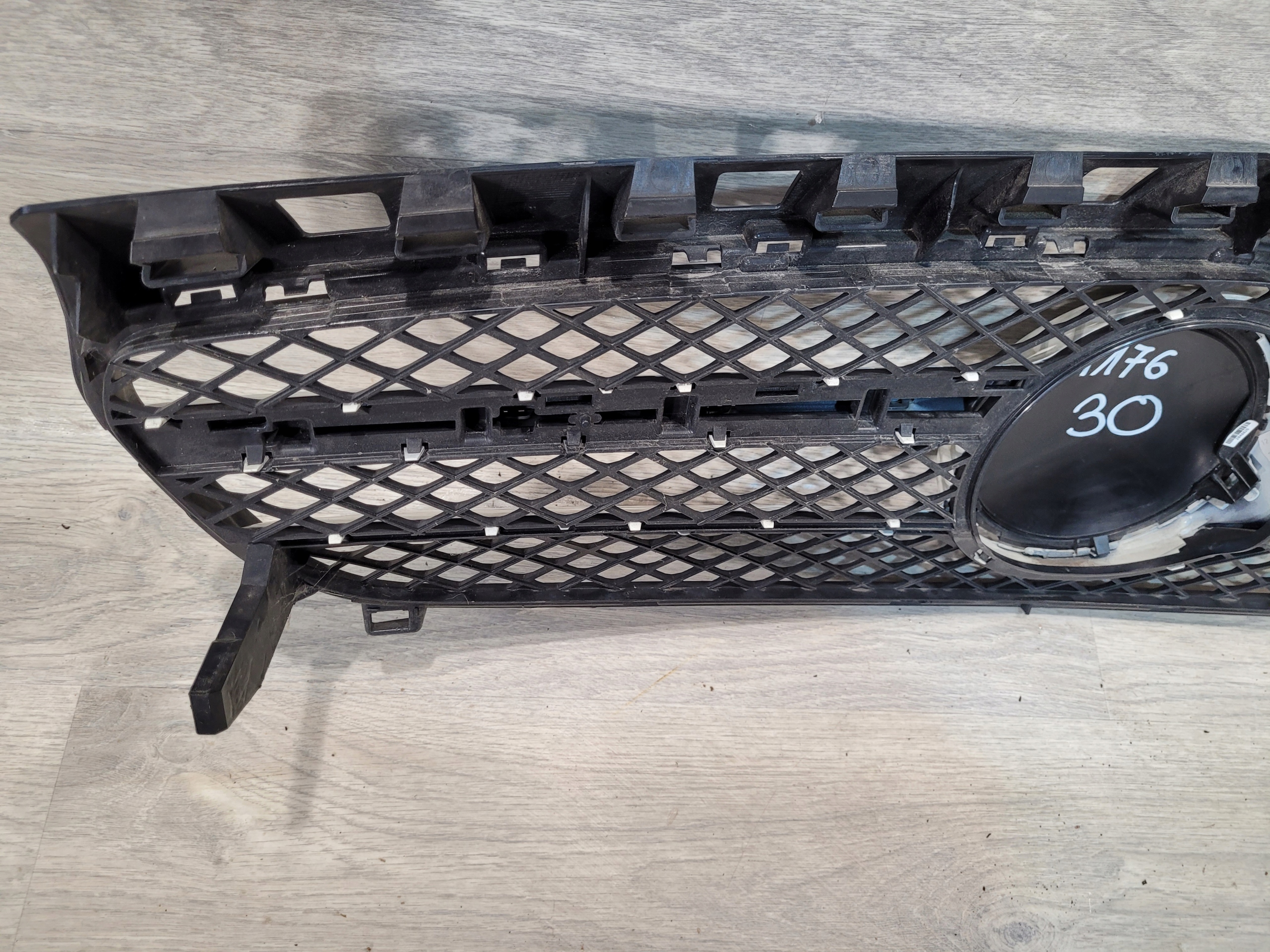 Mercedes-Benz A-Klasse W176 Kühlergrill FRONTGRILL Kühlergitter - Thumbnail 9