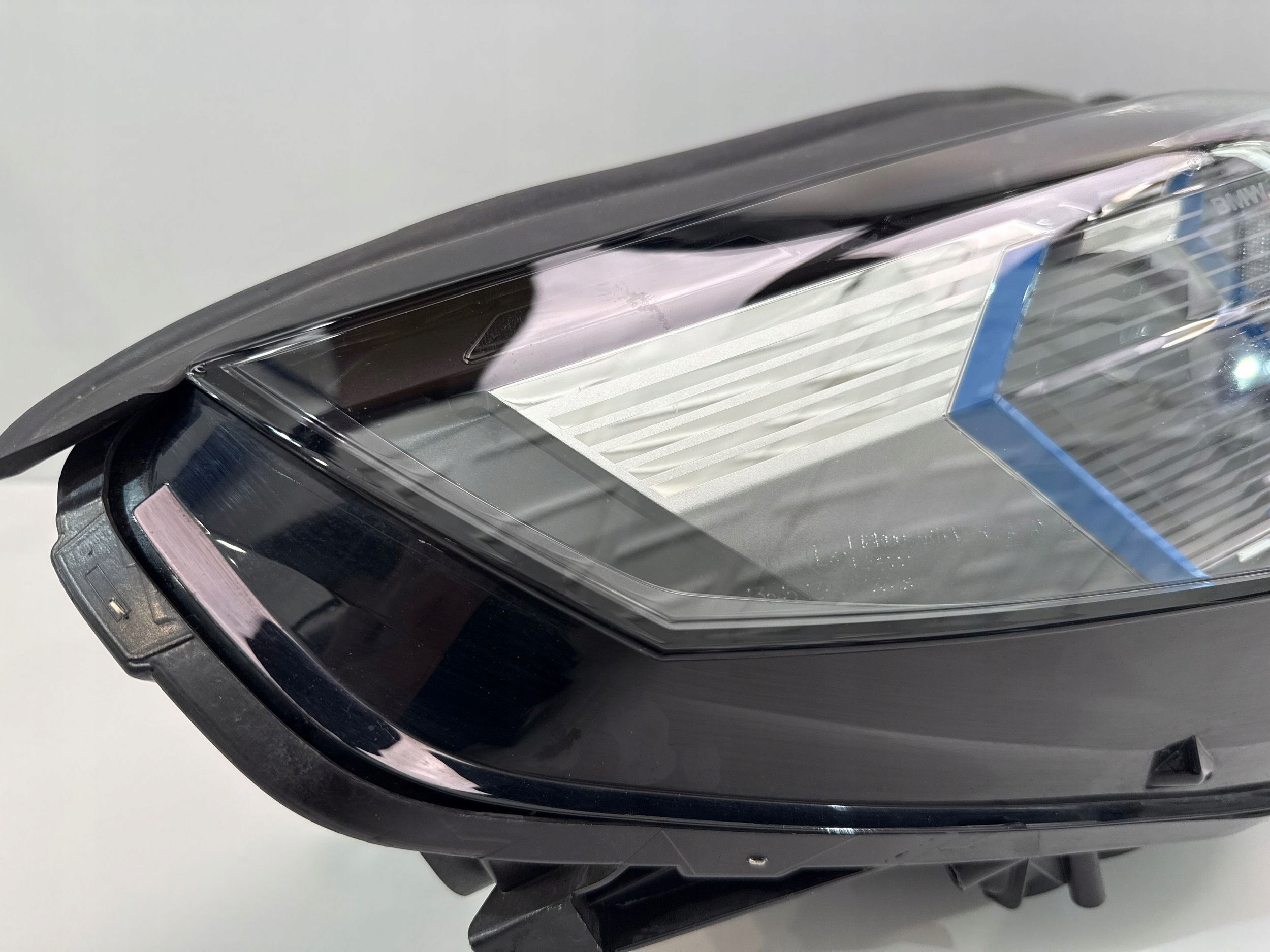 BMW X2 U10 light right front complete ADAPTIVE LED 5A77EB8