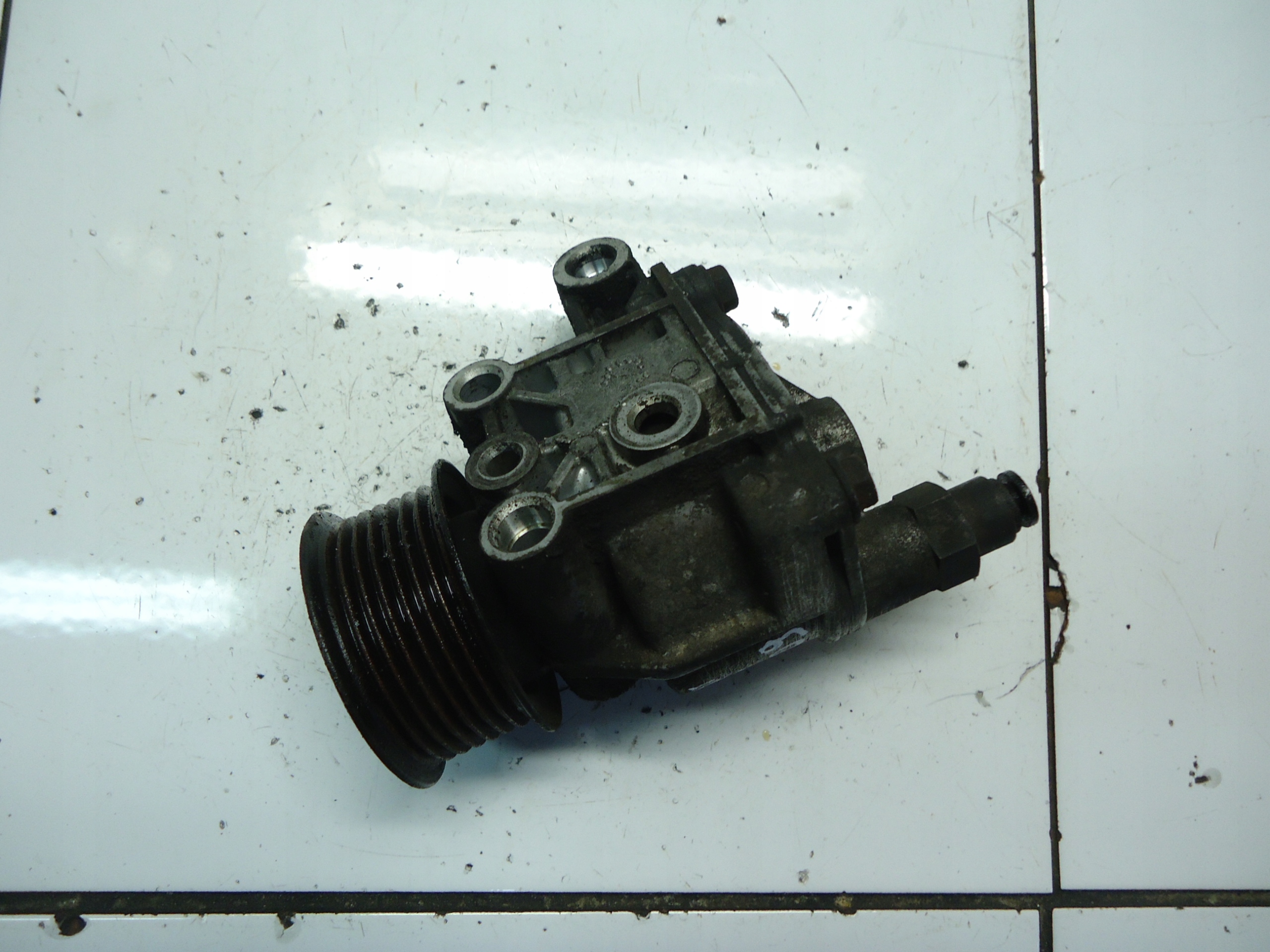 FORD TRANSIT MK7 VII 2.2 TDCI P8FA Pompa VACUM YC1Q2A451AF