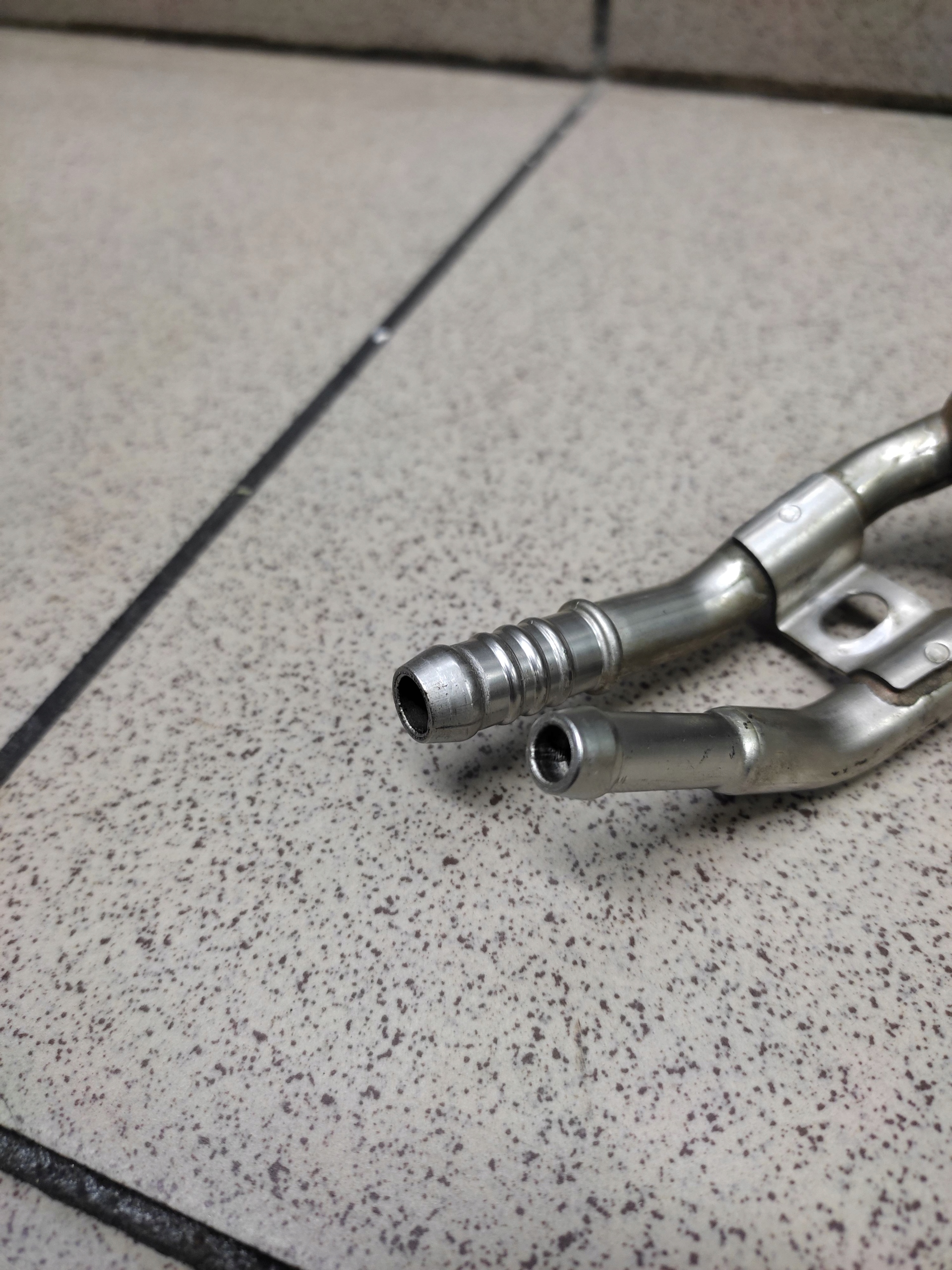 AUDI A6 C6 2.0 TDI pipe wiring PALIWOWY 03L201360