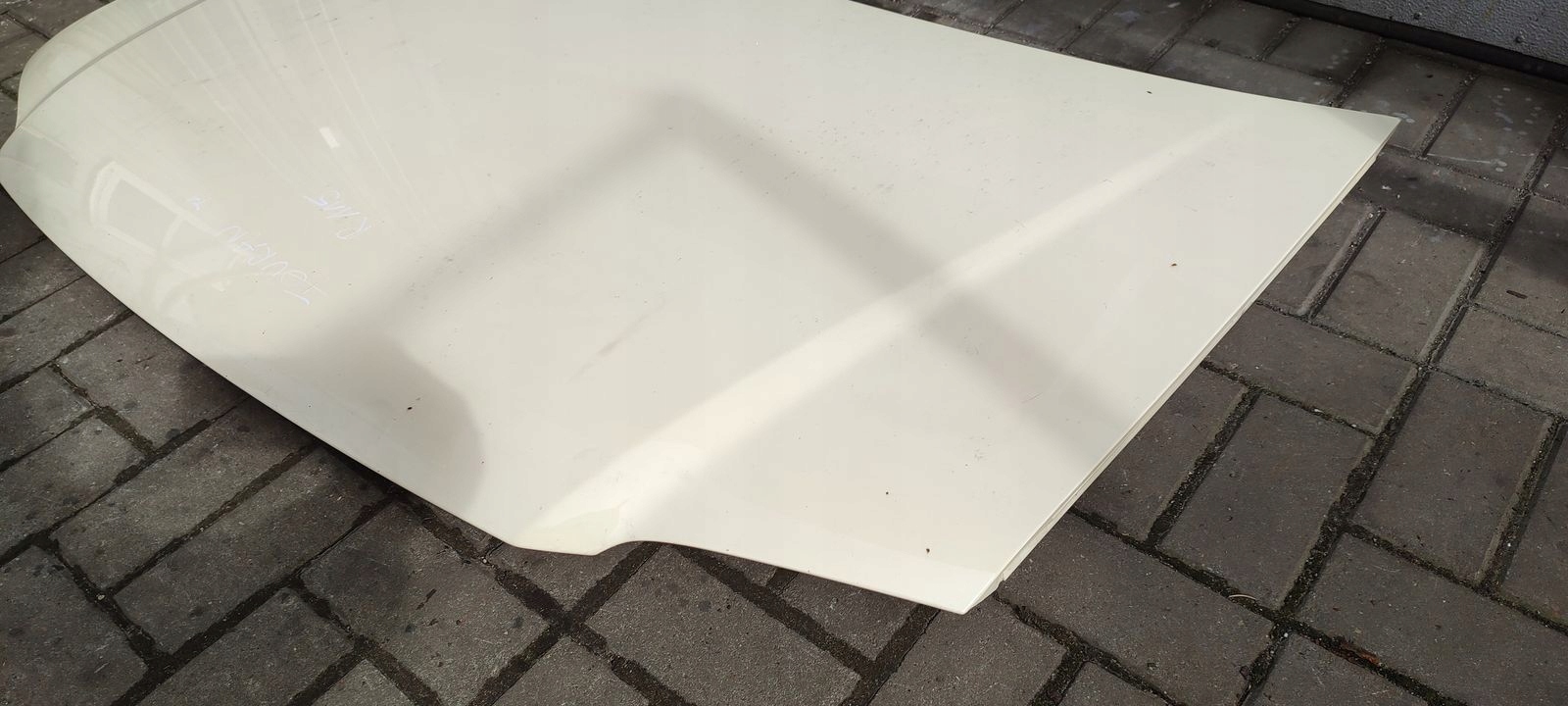 Capot VW Touran et R115