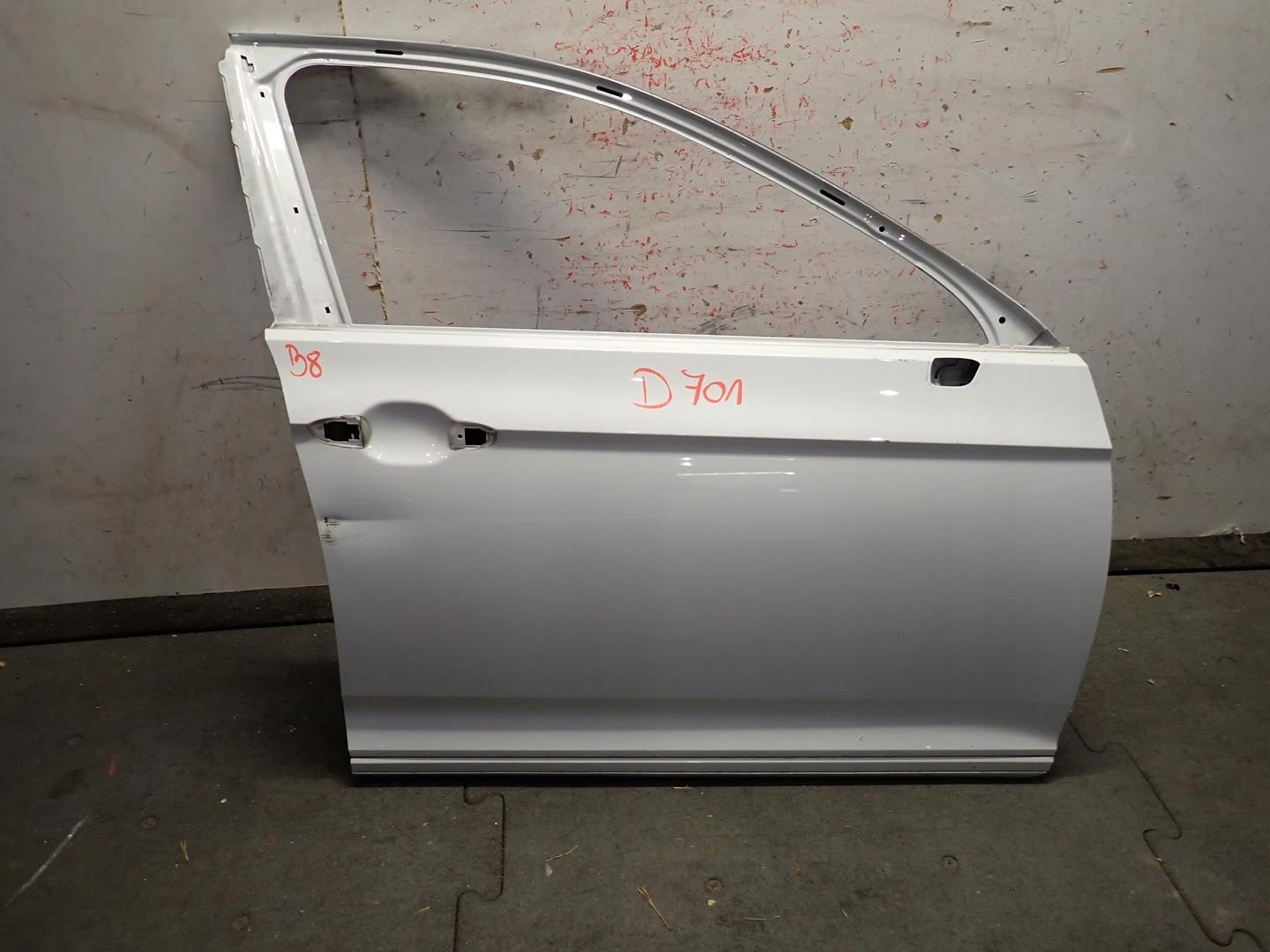 door front front right VW PASSAT B8 2014- 3G0831312L