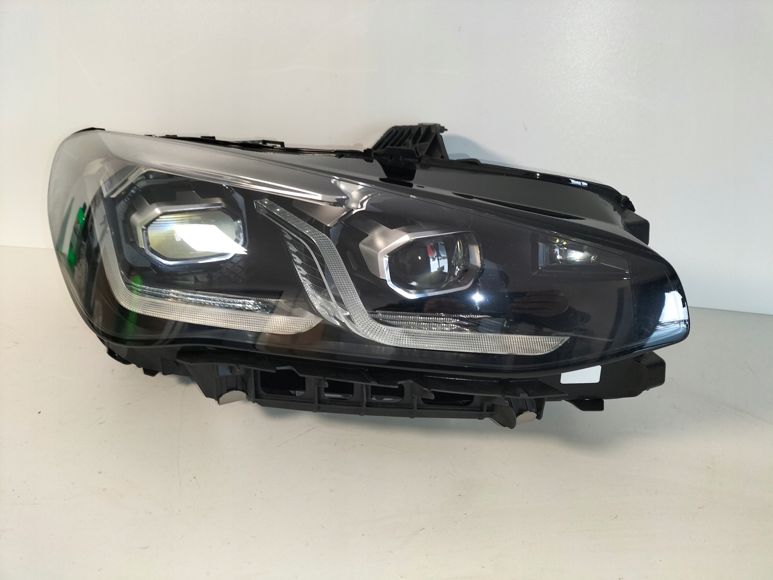light front reflektor right BMW 2 U06 ACTIVE TOURER 21- FULL LED