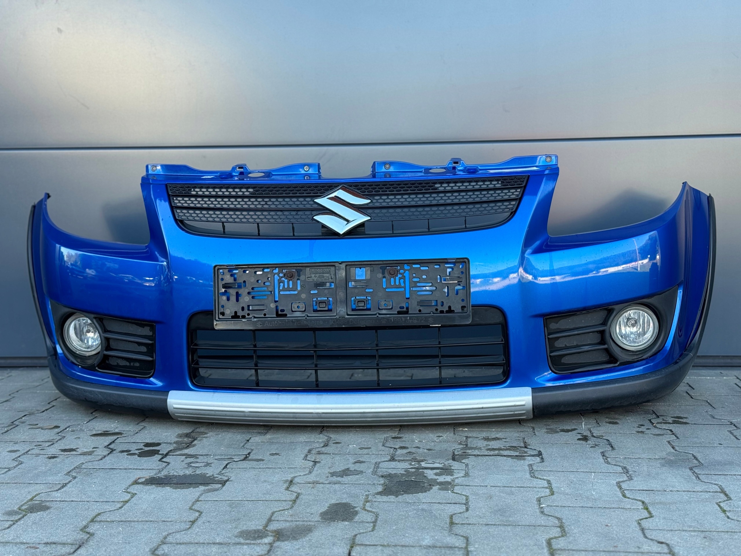 SUZUKI SX4 06R- bumper front front SX4 SX-4 original blue !