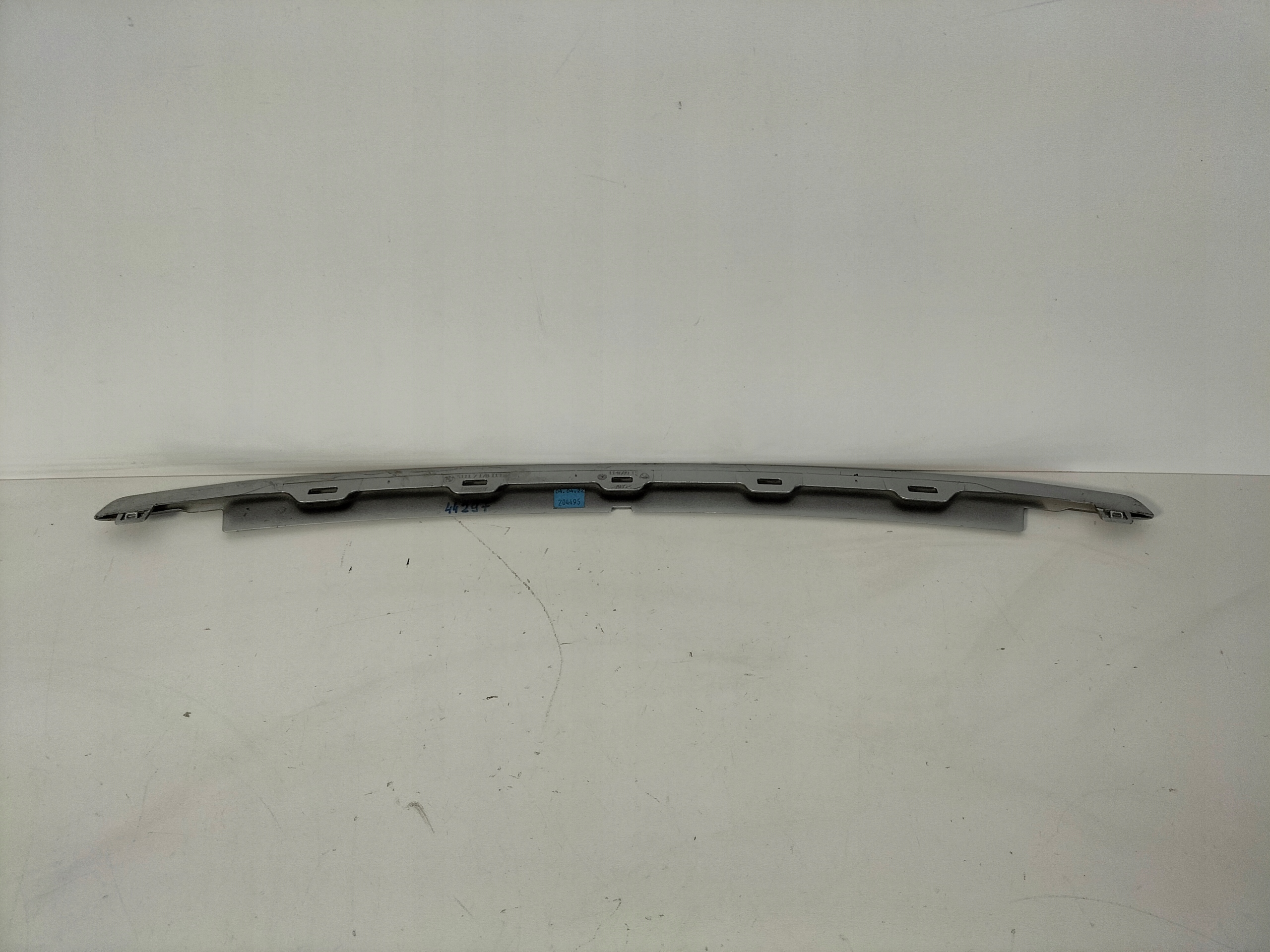 lišta masky nárazníku předního předek BMW 5 E60 E61 LIFT 07
