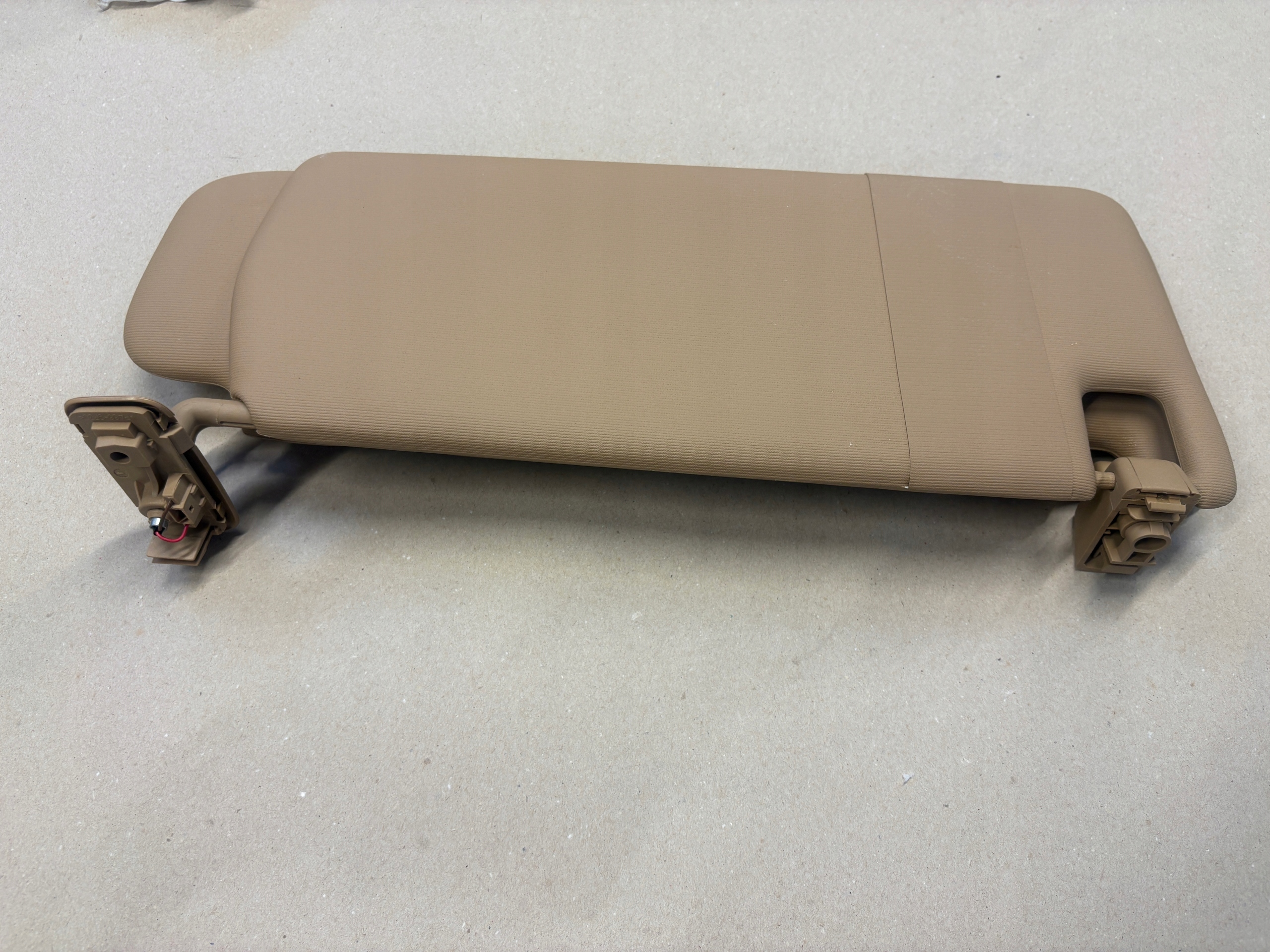PORSCHE CAYENNE 7P 92A cover PRZECIWSLONECZNA left