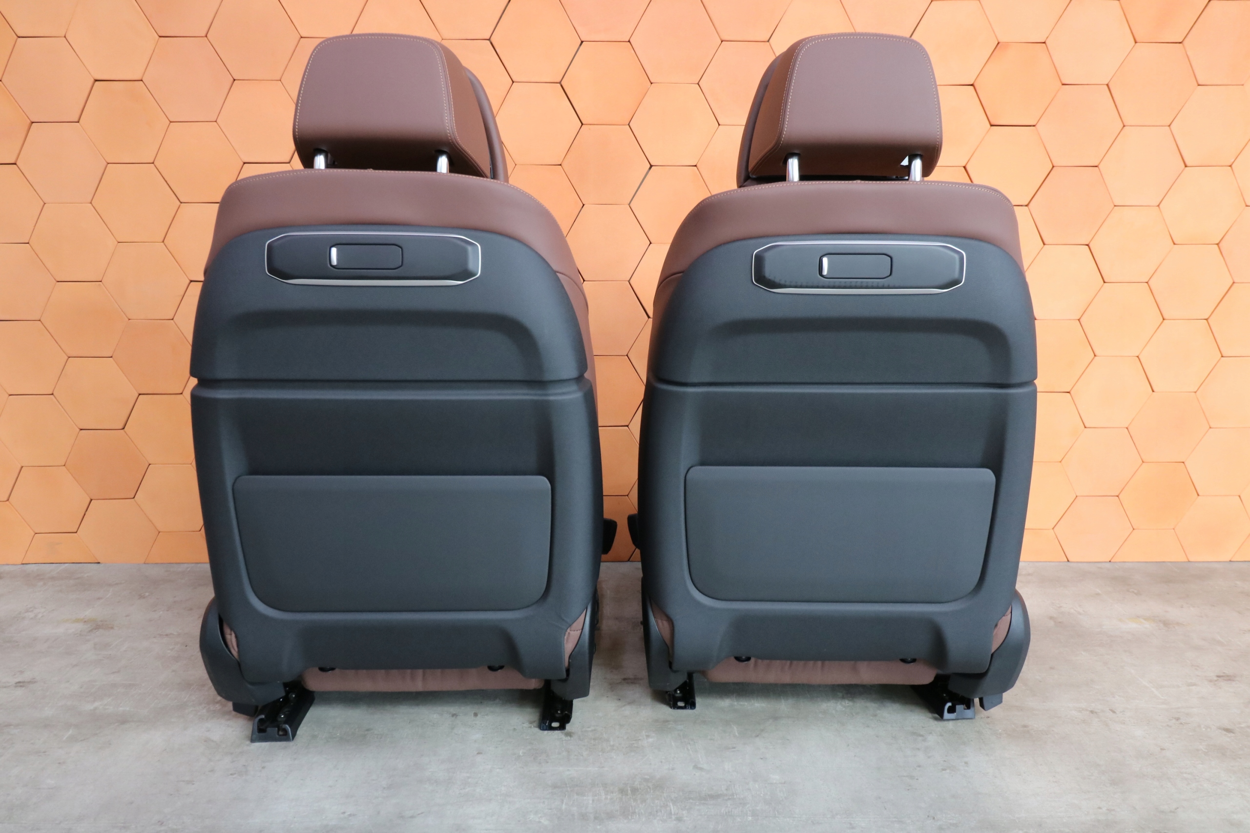 BMW X5 G05 Салон кресла диван бочки 3