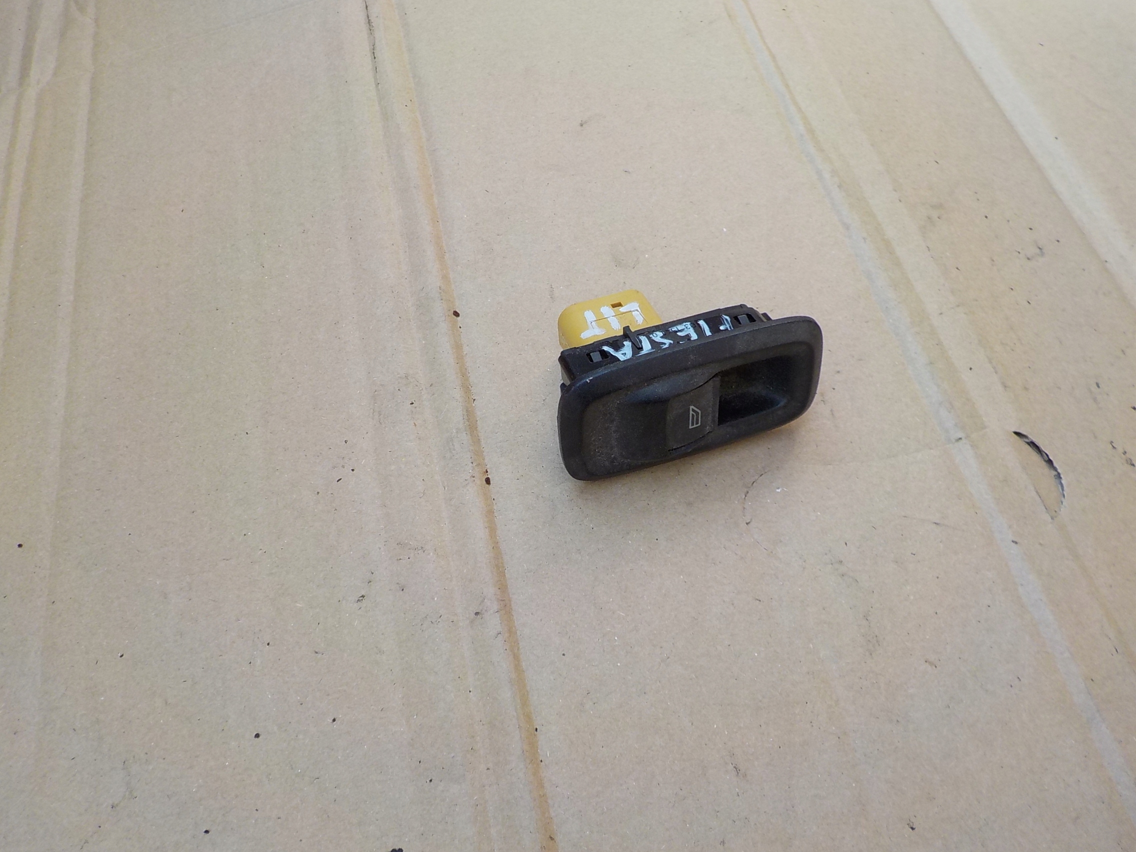 switch windows left rear part ford fiesta mk7 2010r