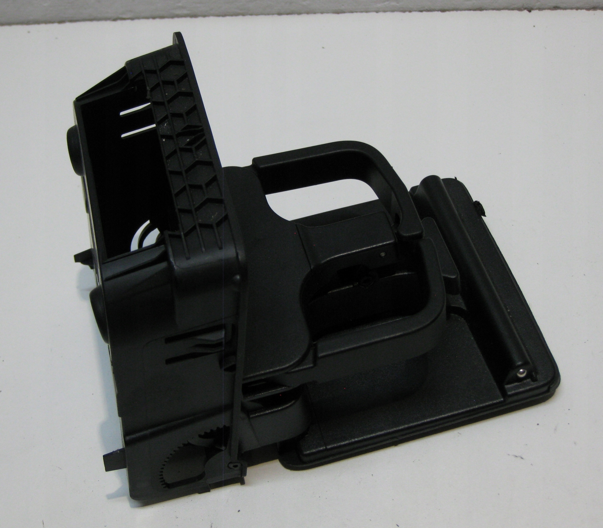 VW GOLF VI KOMBI 11R bracket for KUBEK drinks CUP HOLDER 1K0862532G