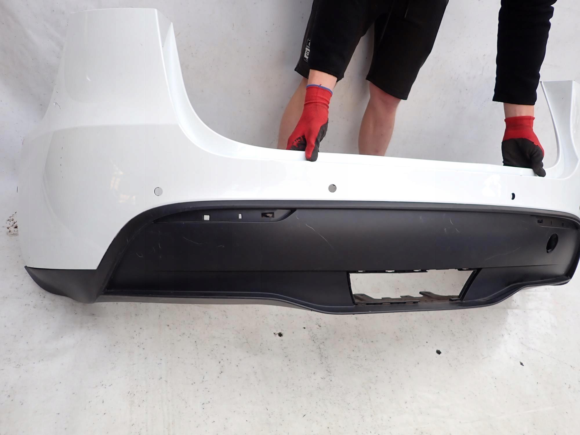TESLA MODEL Y 20-> bumper rear part rear PDC