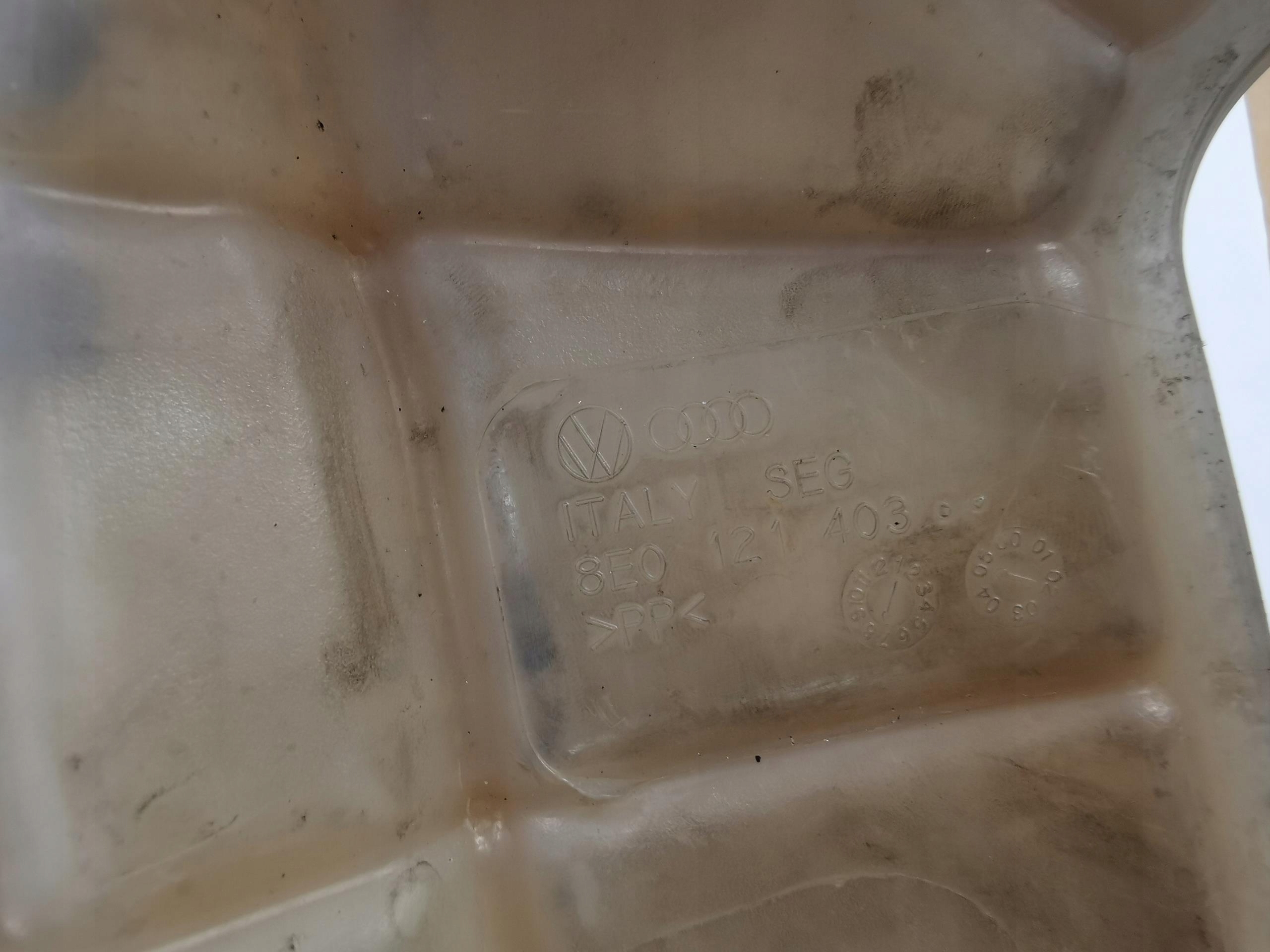 water tank AUDI A4 B7 8E0121403