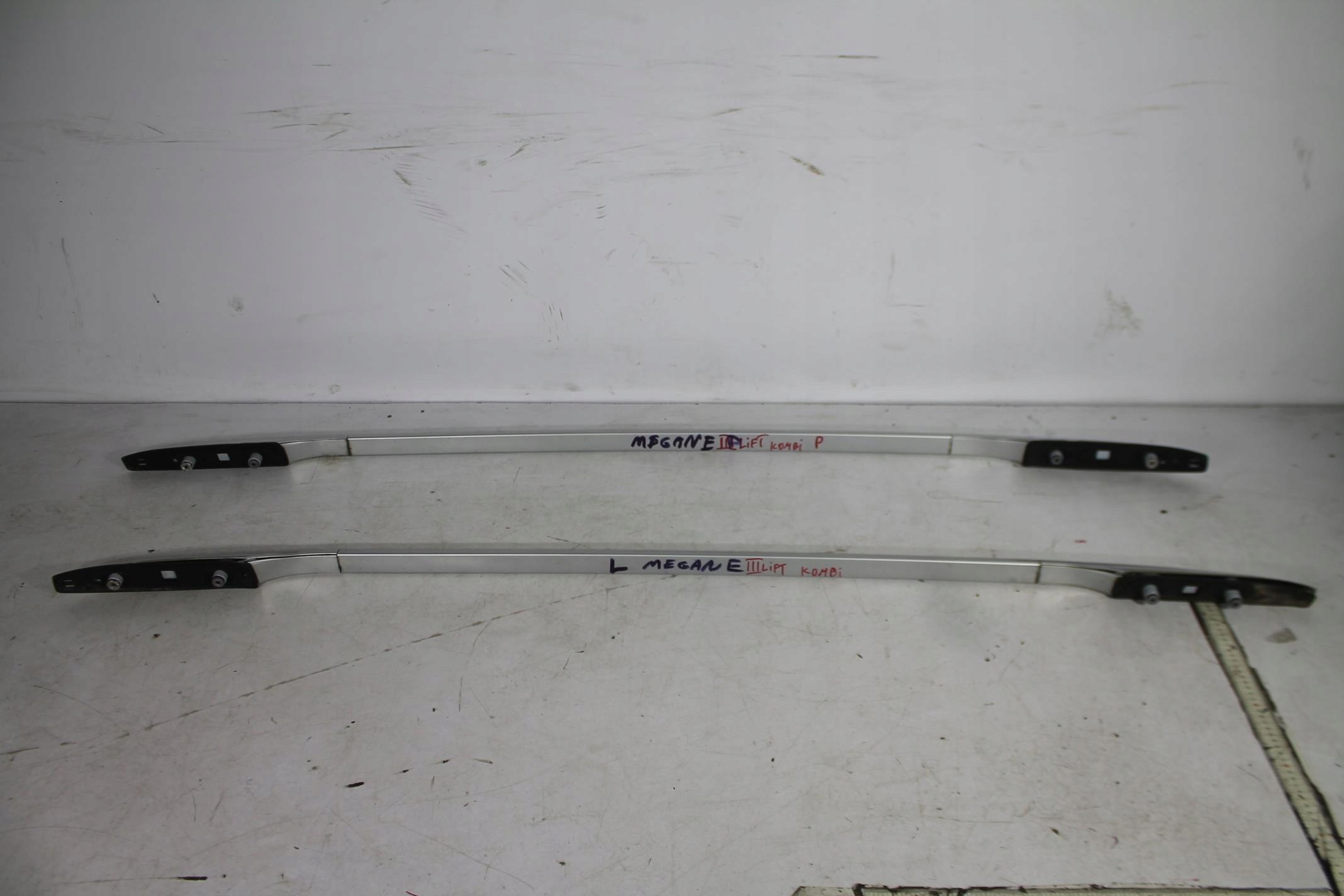 RELING RELINGI DACHOWE KOMPLET MEGANE III KOMBI