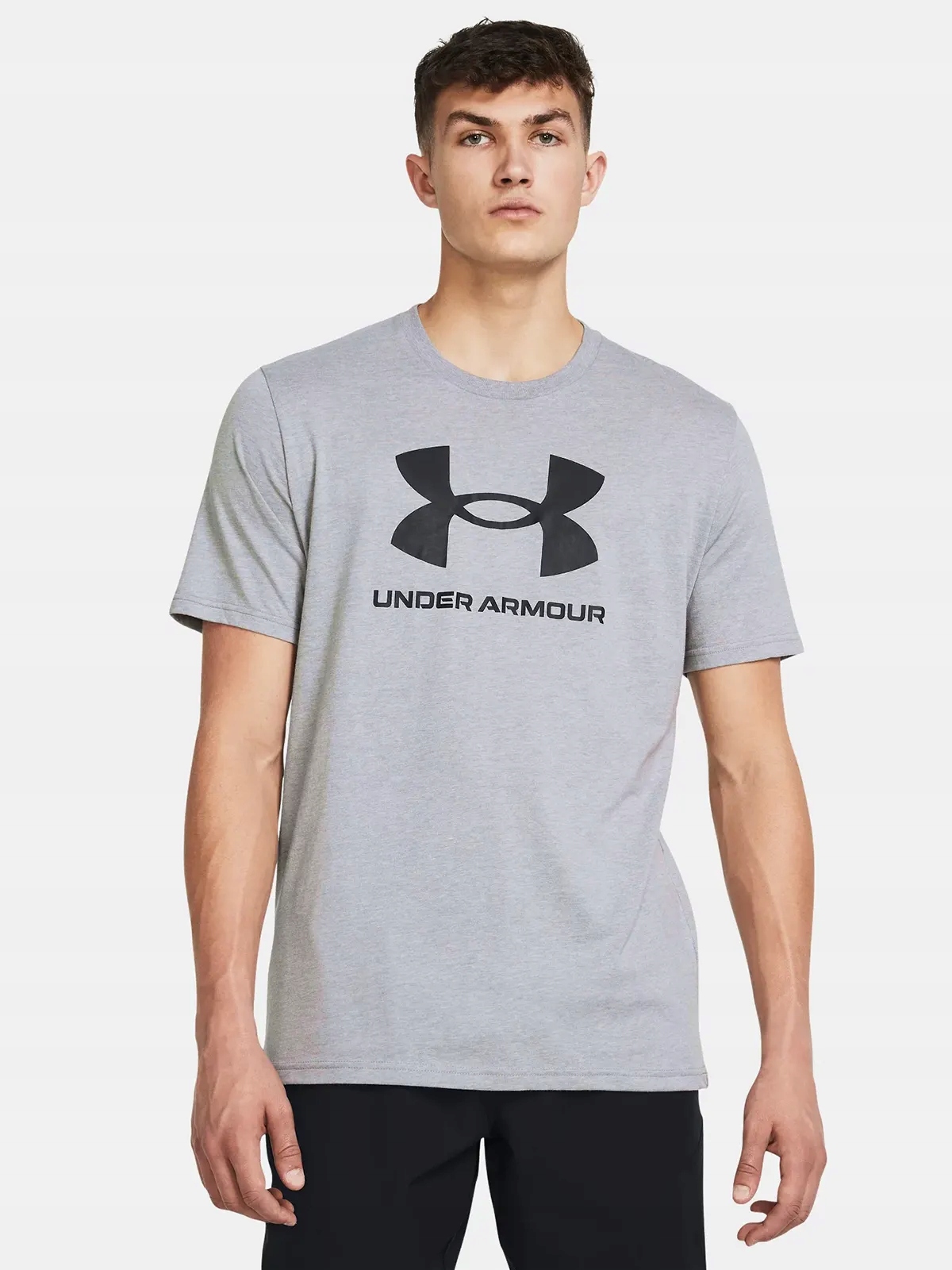 KOSZULKA MĘSKA UNDER ARMOUR T-SHIRT SZYBKOSCHNĄCA BAWEŁNA SPORT 1382911-035 Dekolt okrągły