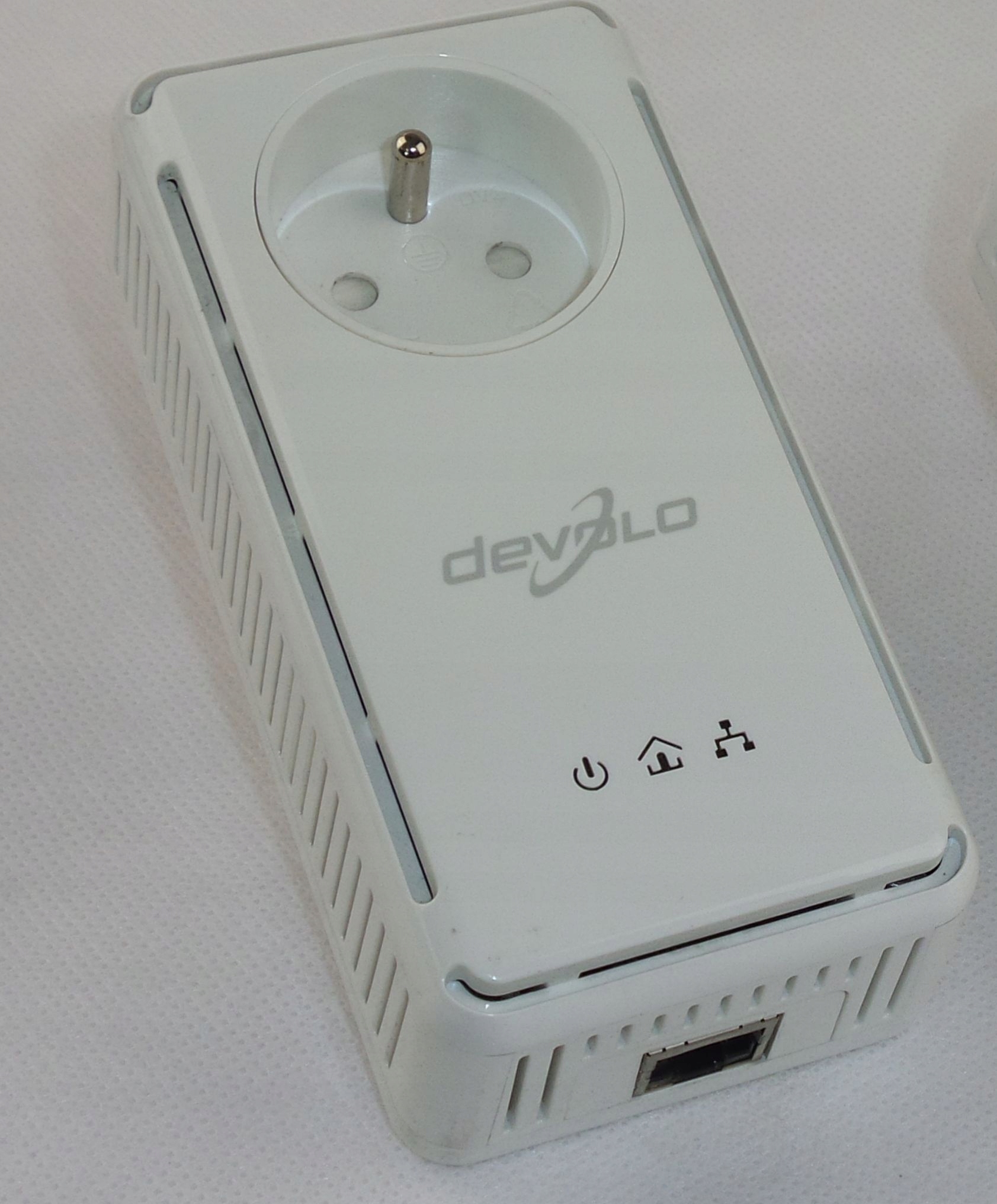 Transmiter sieciowy Devolo dLAN 200 AVpro