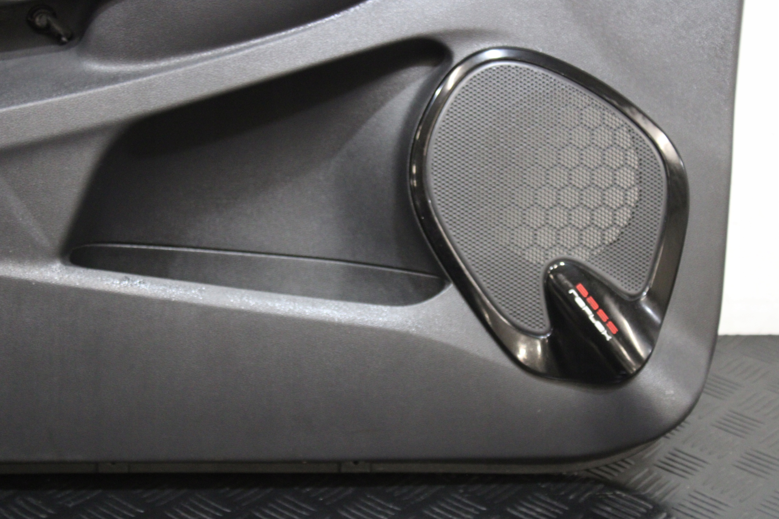 upholstery side door left front RENAULT CLIO IV 4 LIFT