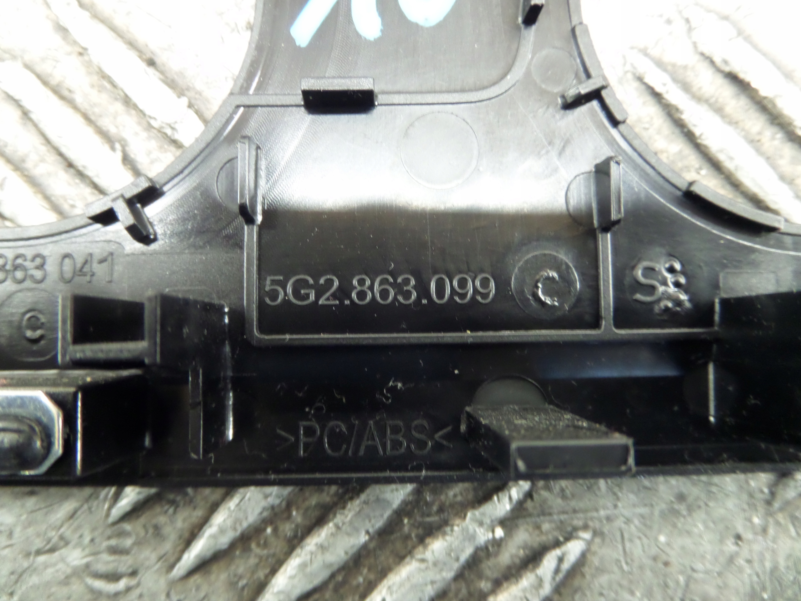 RÁM DEKOR klimatizácii VW GOLF 7 5G2863099C