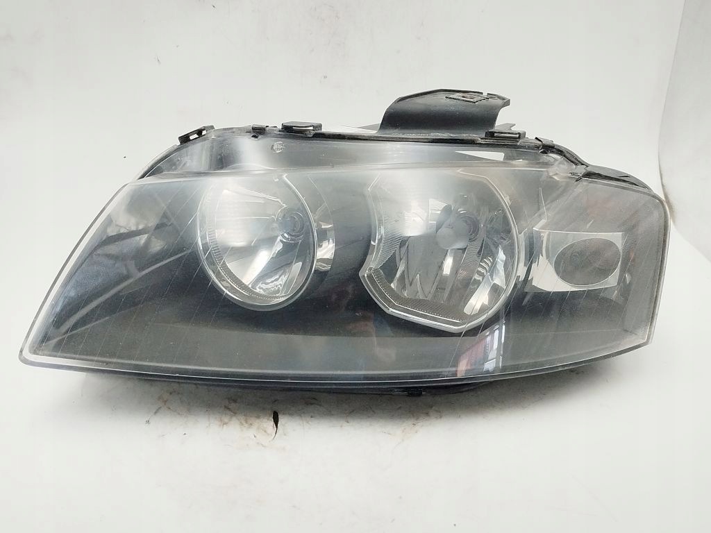 Audi A3 8P light left front front 8P0941003K