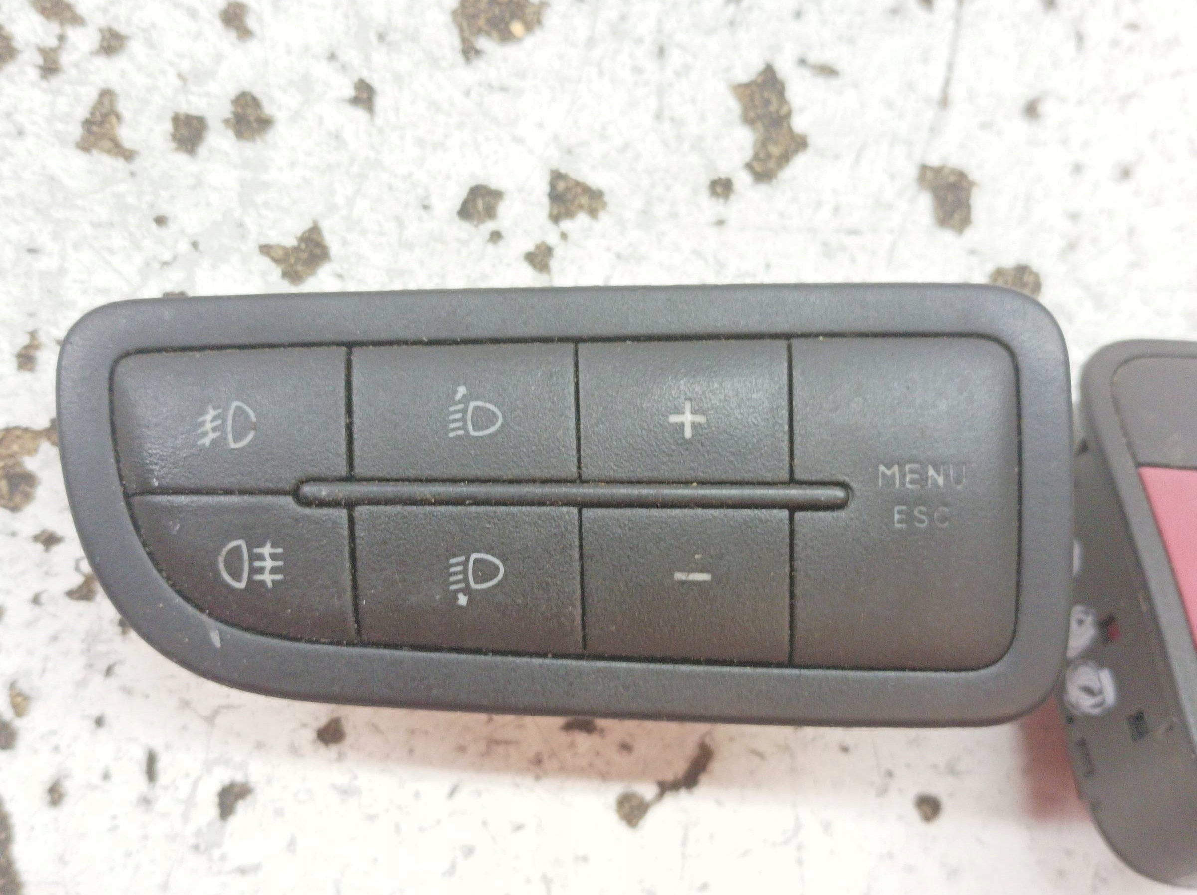 Pulsante Luci di emergenza luci KPL 7354423220 Citroen Nemo e (2007- )