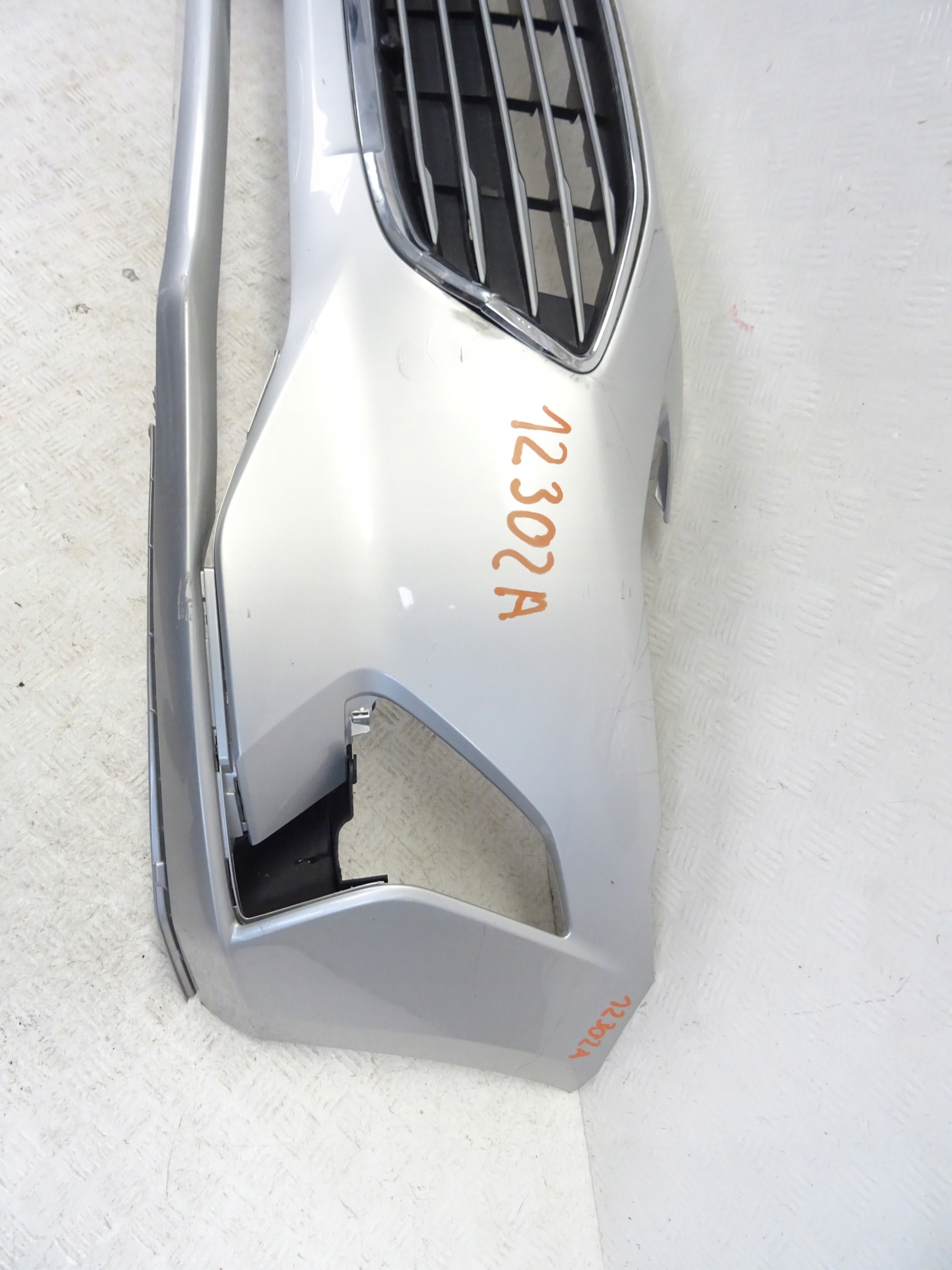 FORD FOCUS MK4 4 nárazník předek přední