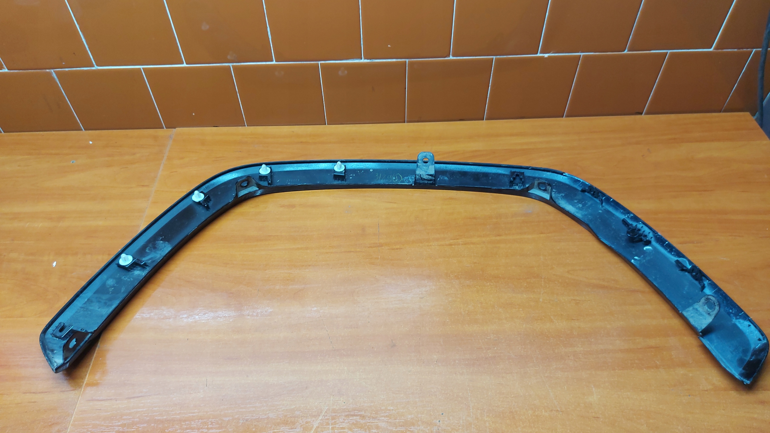 moulding cap of a fender left left front front TOYOTA RAV4 V 20