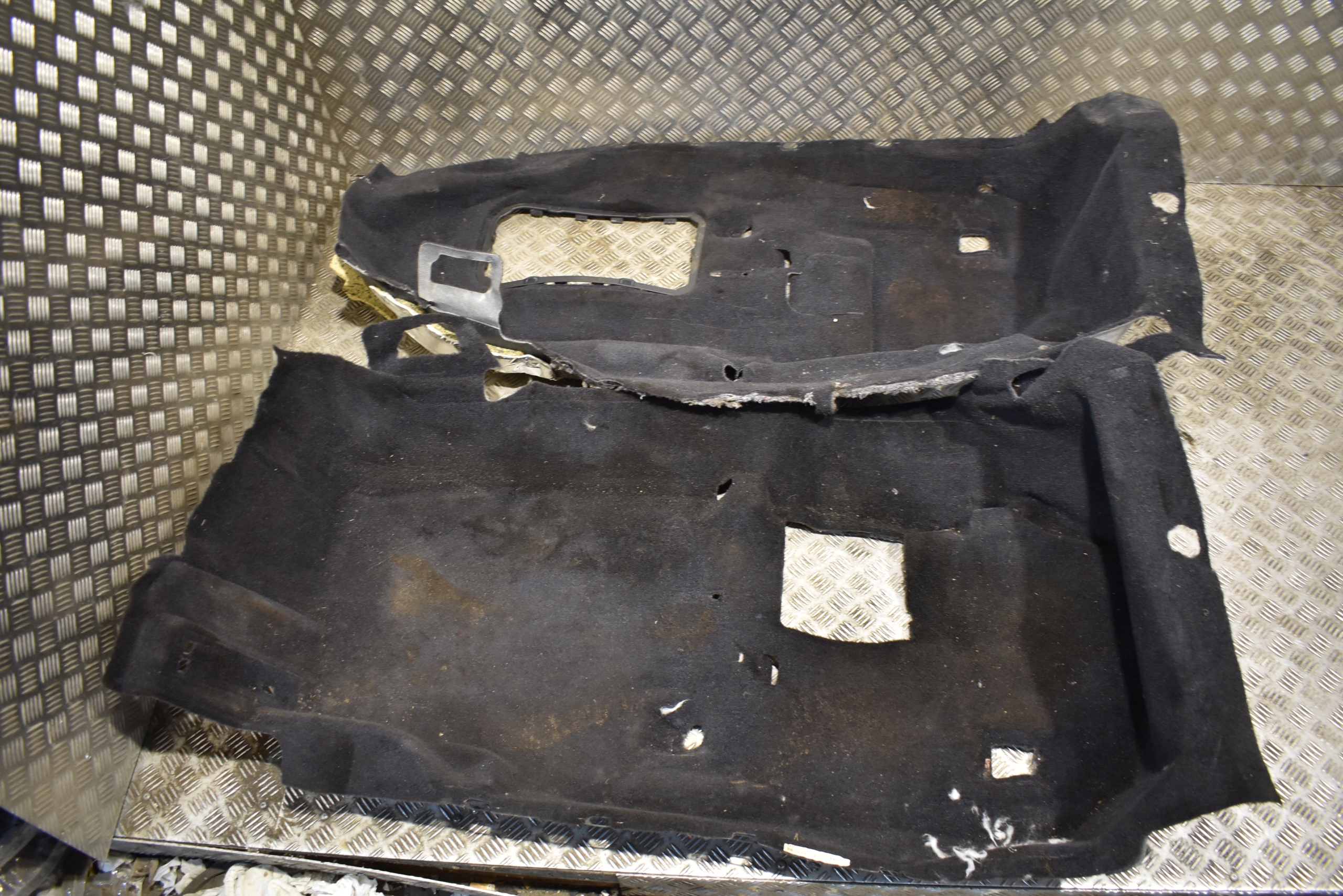 IDEALNY boot upholstery boot NISSAN GT-R R35 1