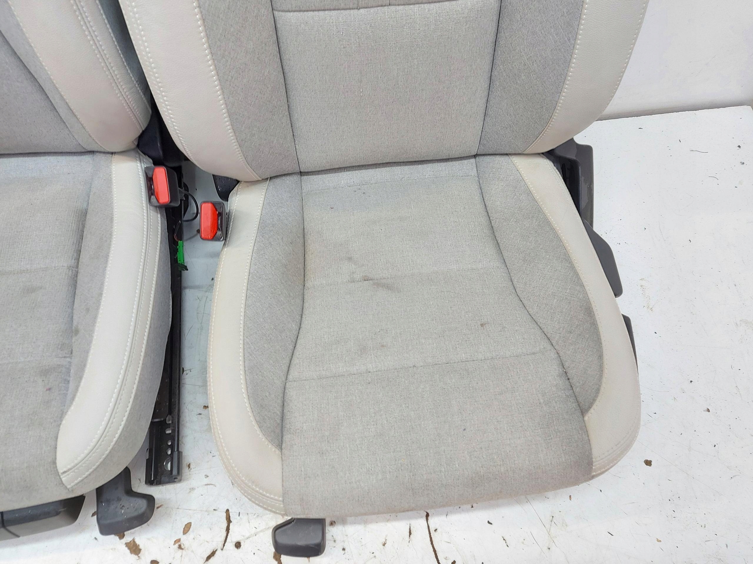 VOLVO XC40 D3 Sitze komplet