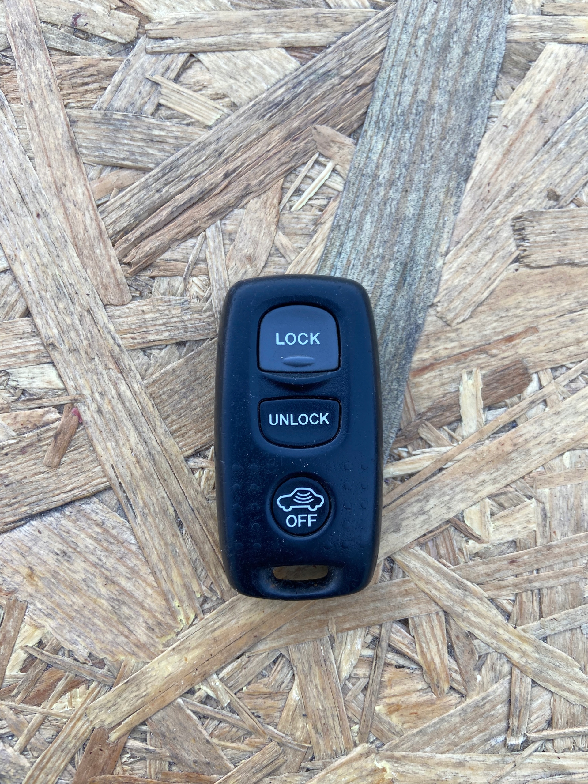 КЛЮЧ ДИСТАНЦИОННОГО УПРАВЛЕНИЯ MAZDA 3 6 323 626 PREMACY 41804