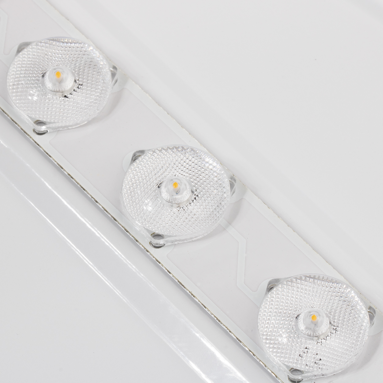 Plafon LED natynkowy Lampa sufitowa Diament 18W Kolor biały